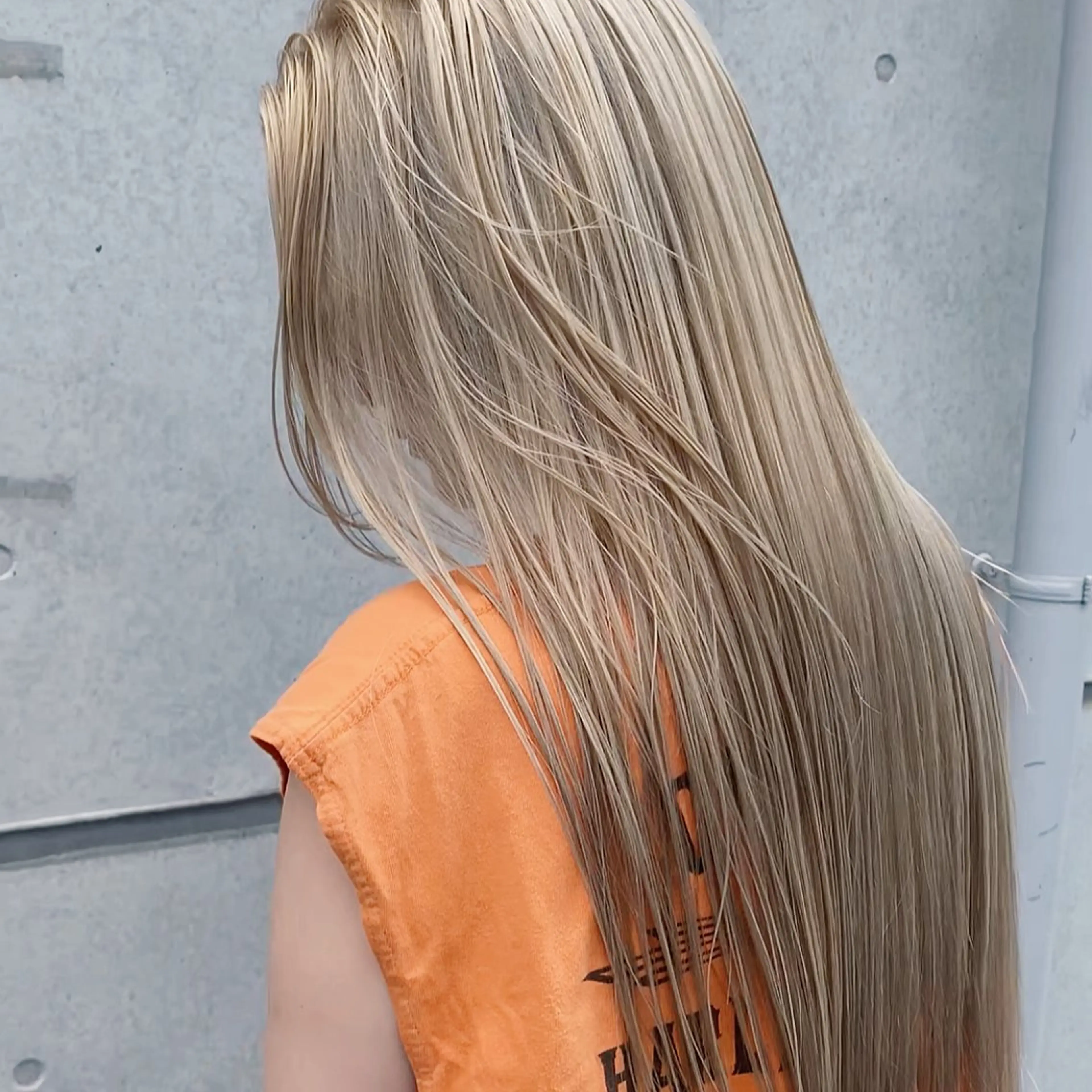 ロング カラー ブリーチ ブロンド ロング ✨原宿ハイトーン ブリーチ職人菊池のヘアスタイル