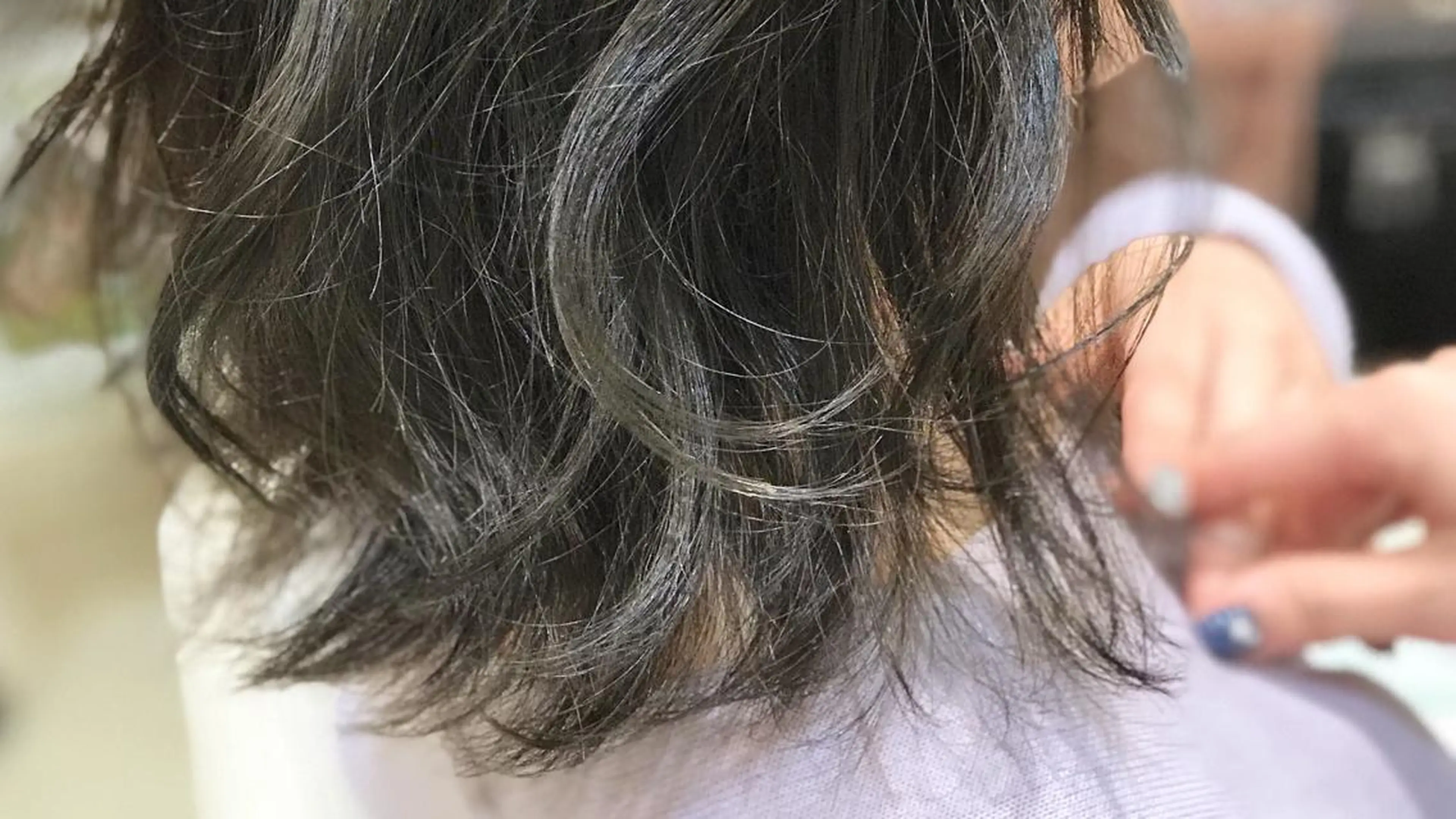 ショート カラー ハイライトカラー ハイライト ウエモト タク ショート/レイヤーのヘアスタイル