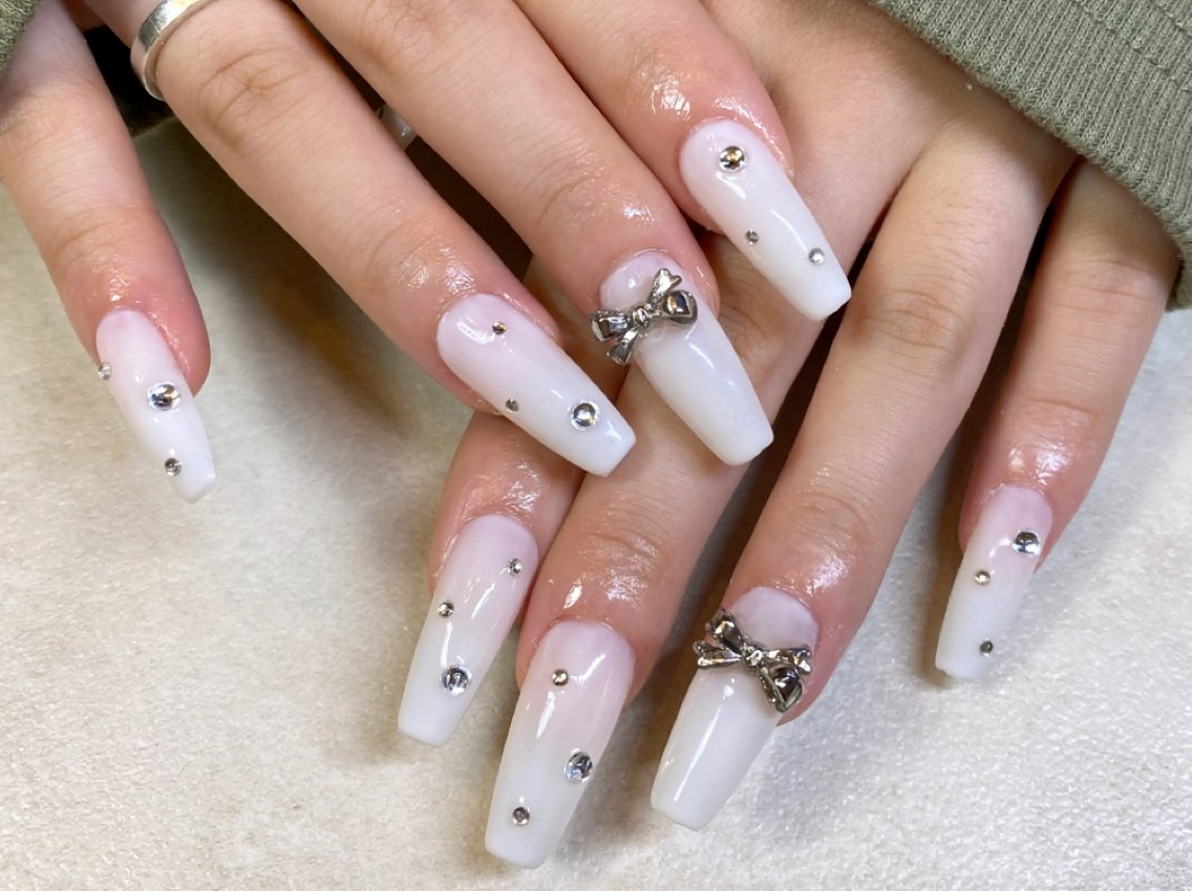 ネイル ワンカラーネイル スカルプネイル ネイルチップ Nail R 🌸Nonのネイルデザイン