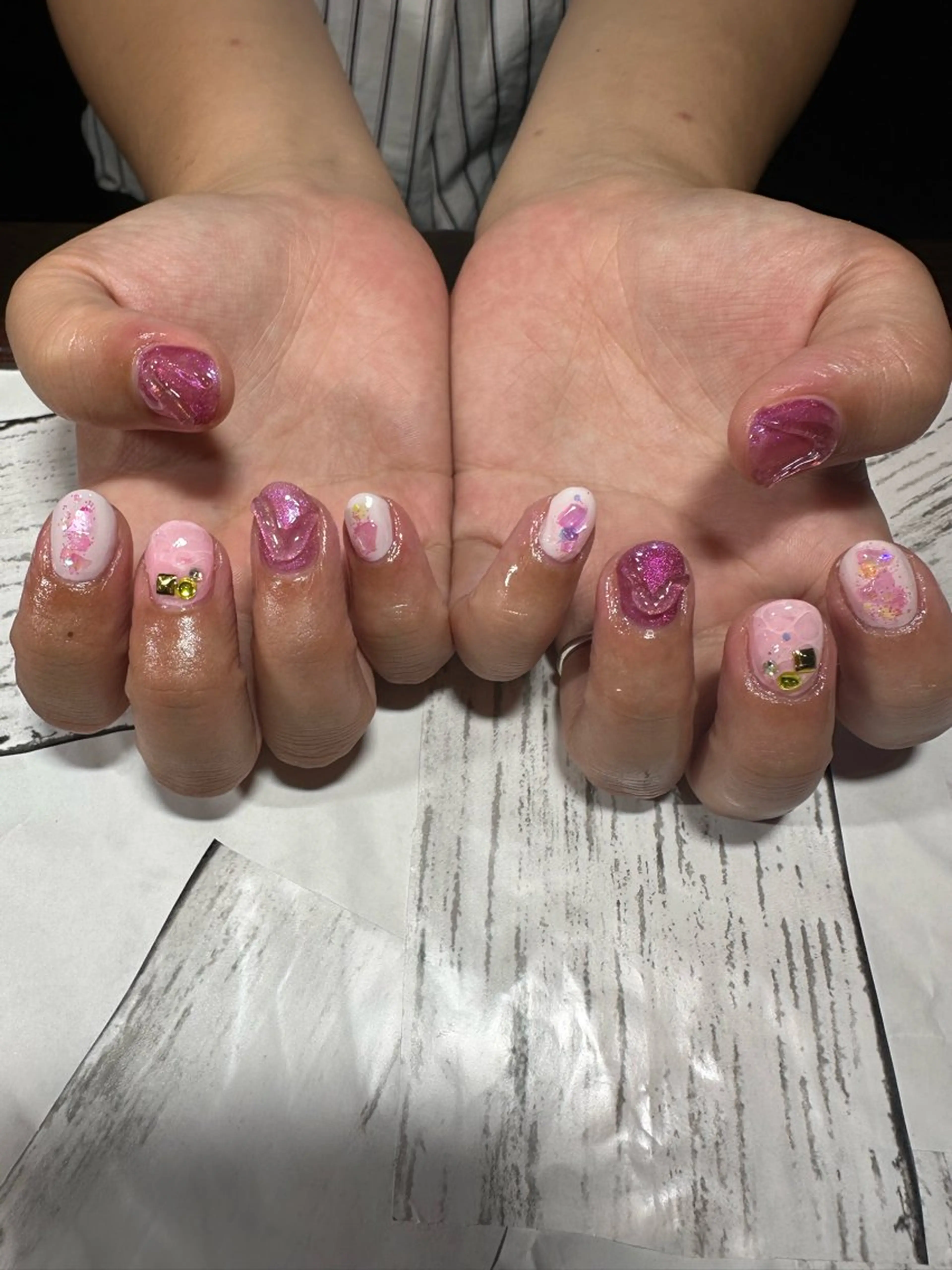ネイル e.nail所属・🍎吉田 恵里🍎のネイルデザイン