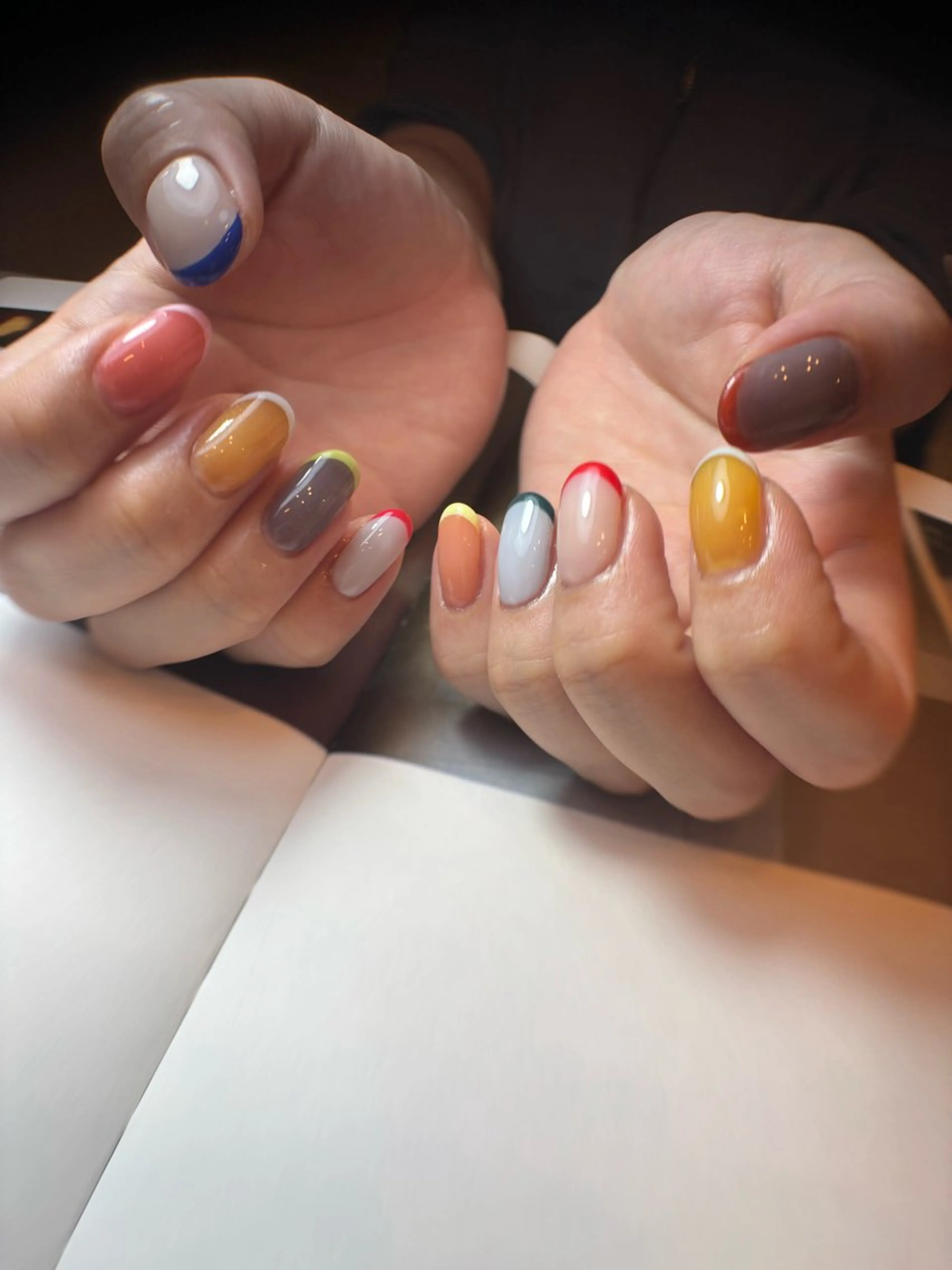 ネイル フットネイル ジェルネイル マグネットネイル ニュアンスネイル ワンカラーネイル ハンドネイル illum hicariのネイルデザイン