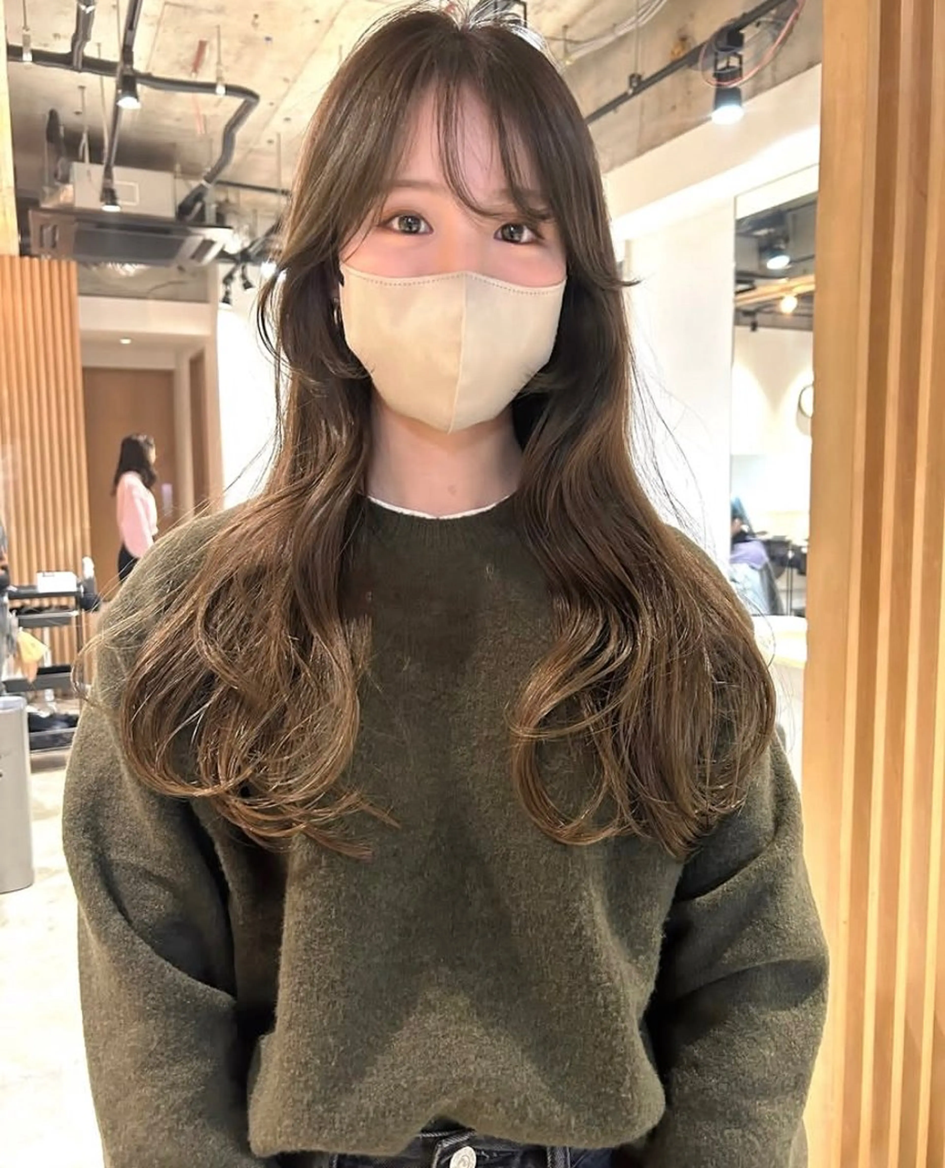 ロング 透明感カラ️ー☆ NEONAのヘアスタイル