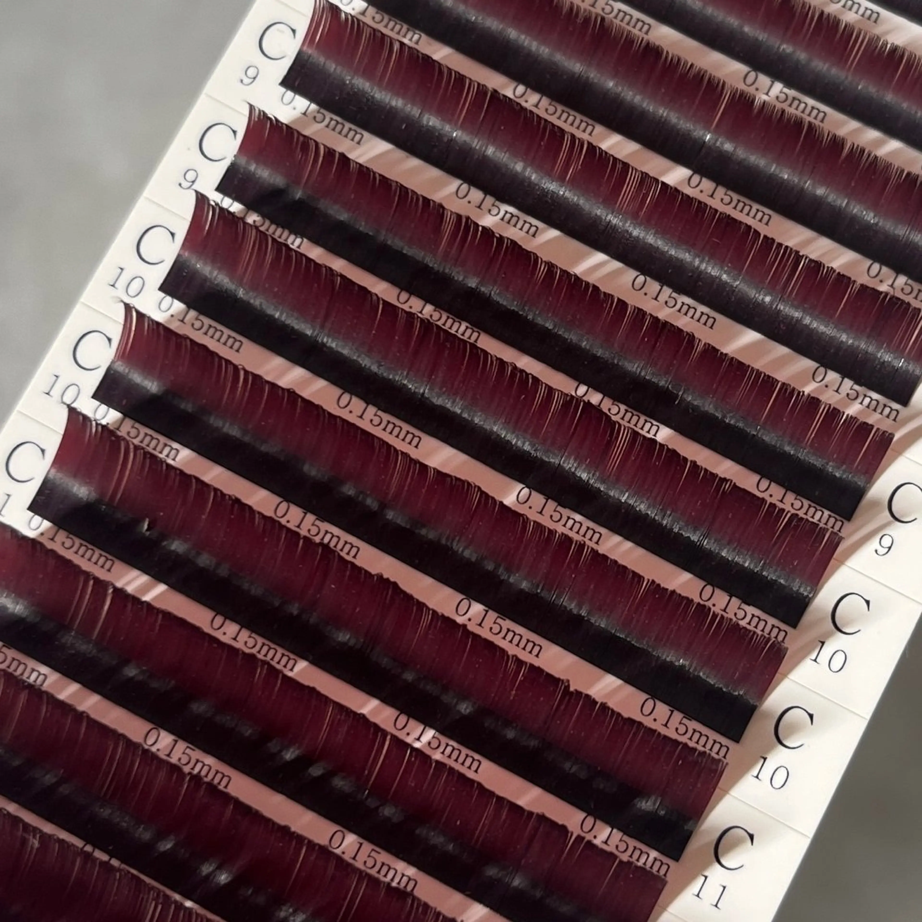 マツエク・マツパ カラーマツエク フラットラッシュ eyelash salon Emu.所属・eyelash salon Emu.のマツエク・マツパデザイン