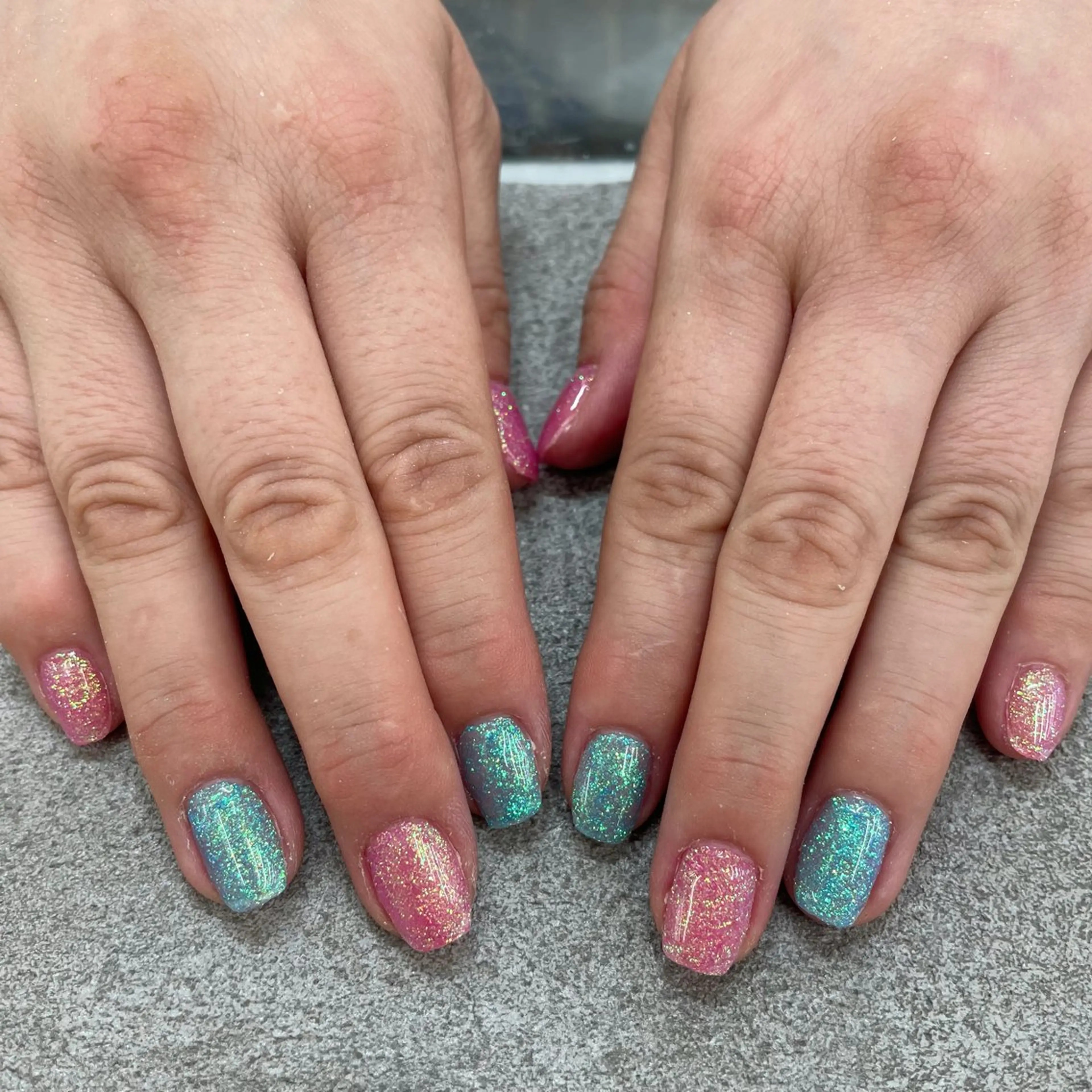 ネイル MAXKELLY Meiのネイルデザイン