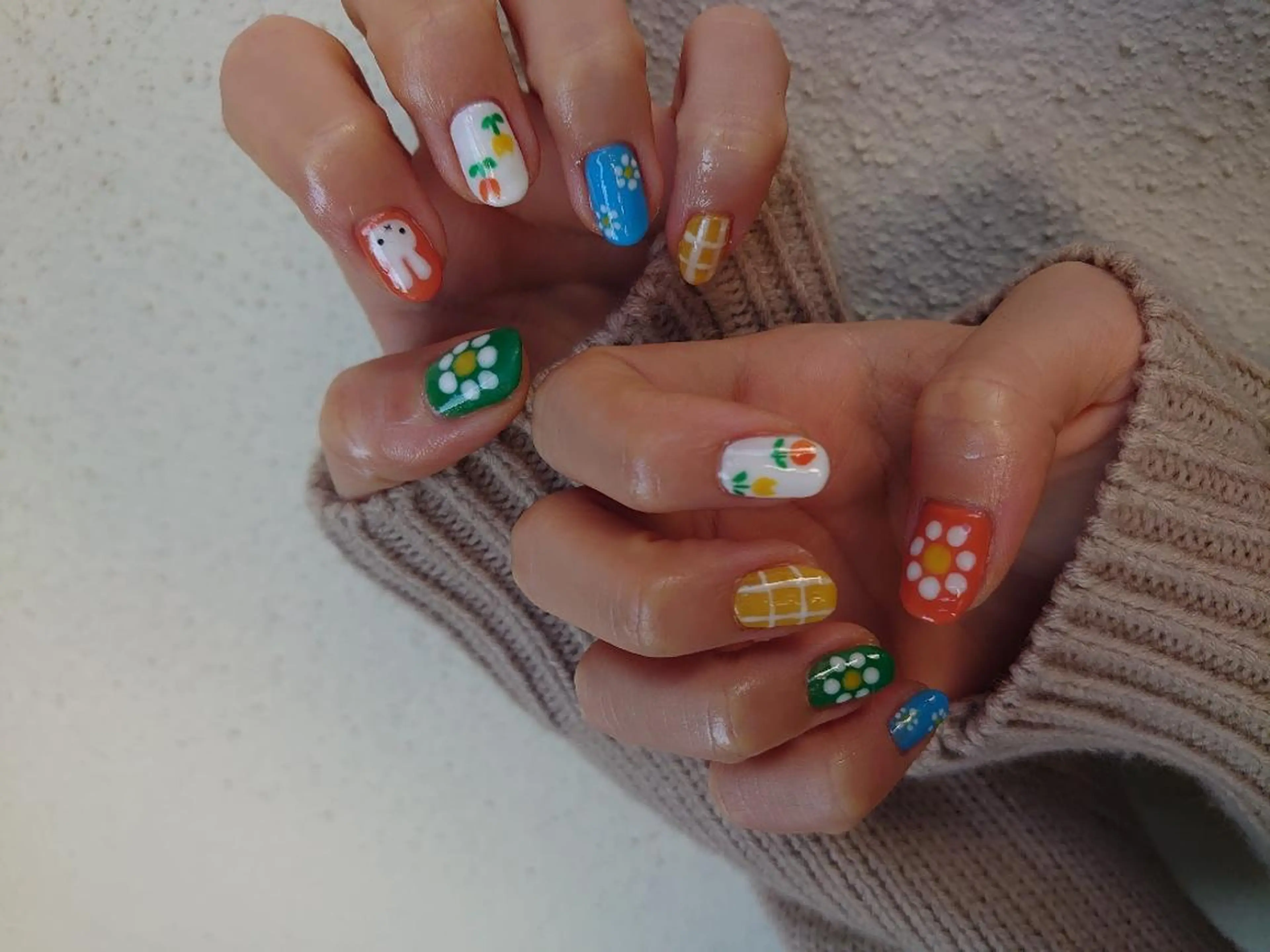 ネイル ニュアンスネイル ハンドネイル MANA MANAのネイルデザイン