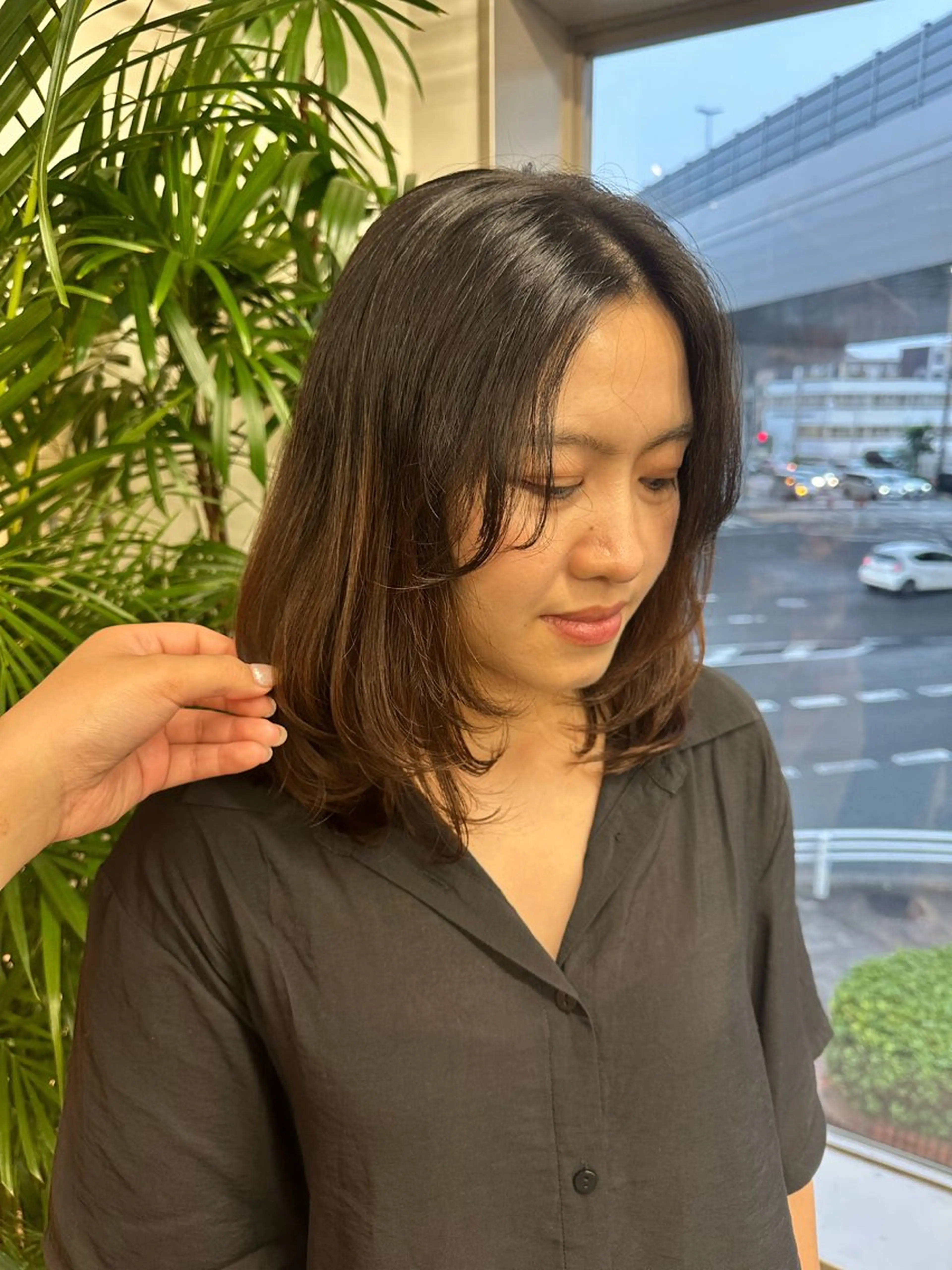 ミディアム レイヤーカット カット ブリーチカラー/ わきたちえ🌻のヘアスタイル