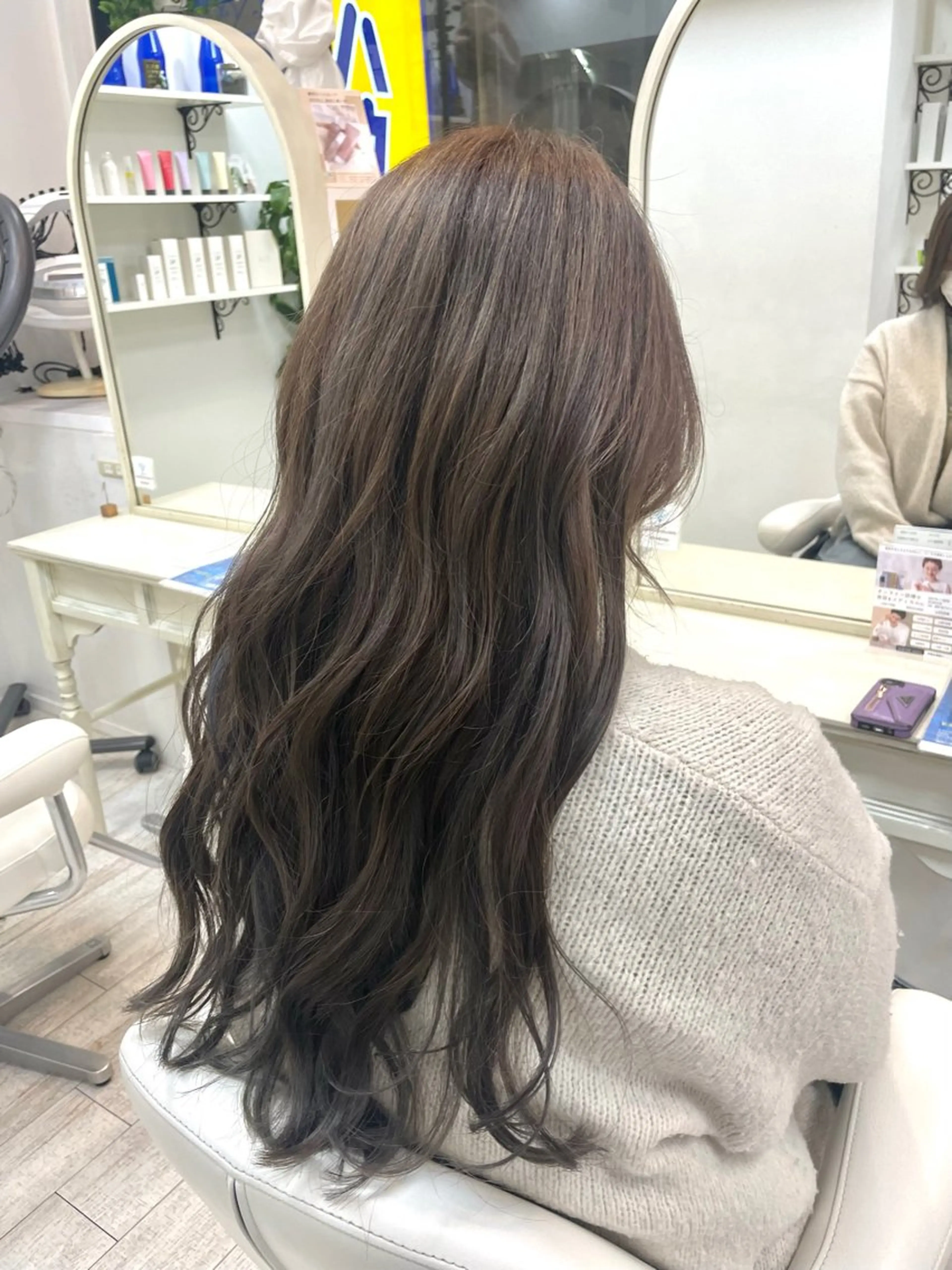 ロング アッシュ 新籾 尚哉のヘアスタイル