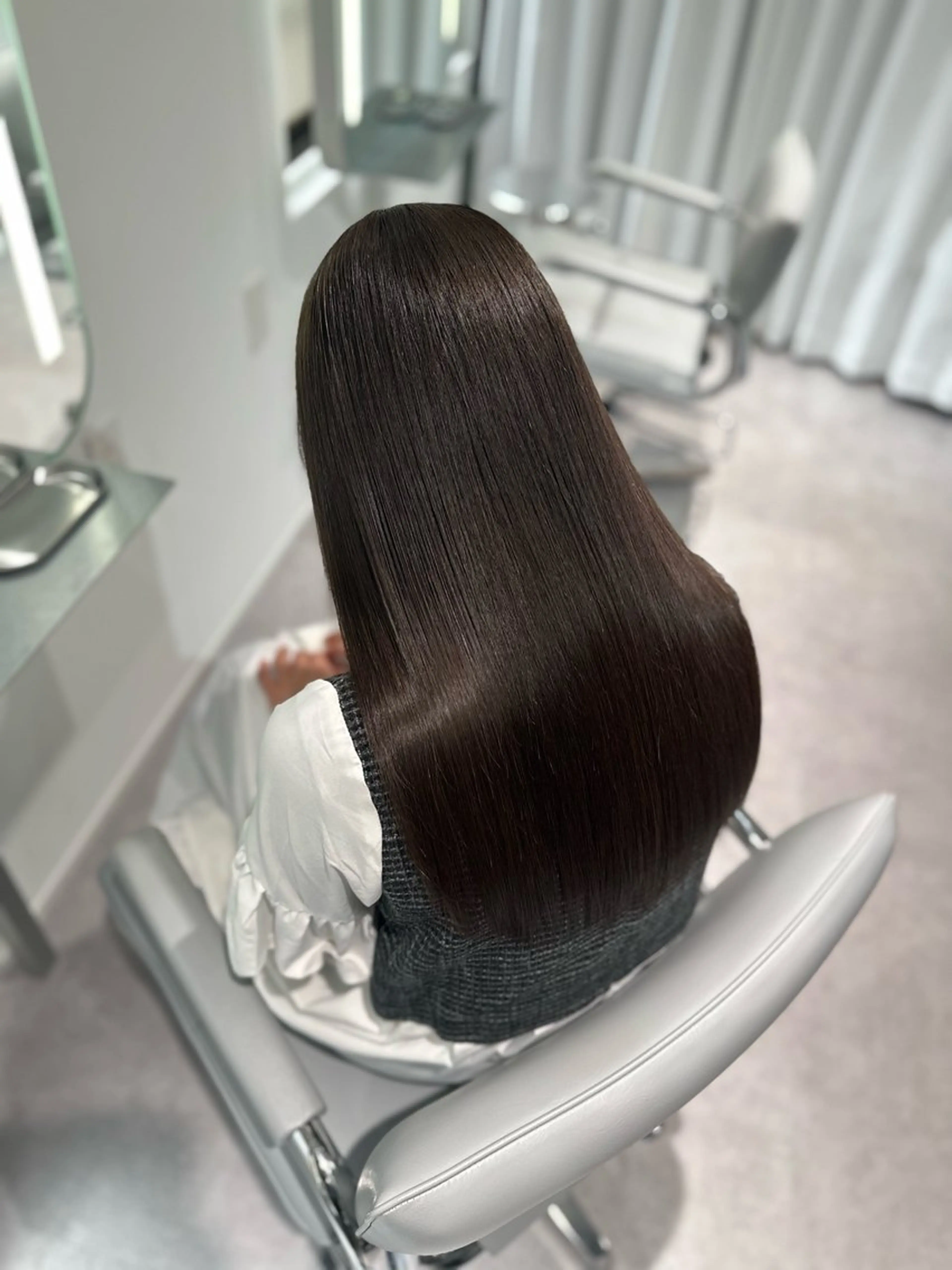 【人気Ｎｏ.2⠀】カット+髪質改善カラー+3ステップTR🫧の写真