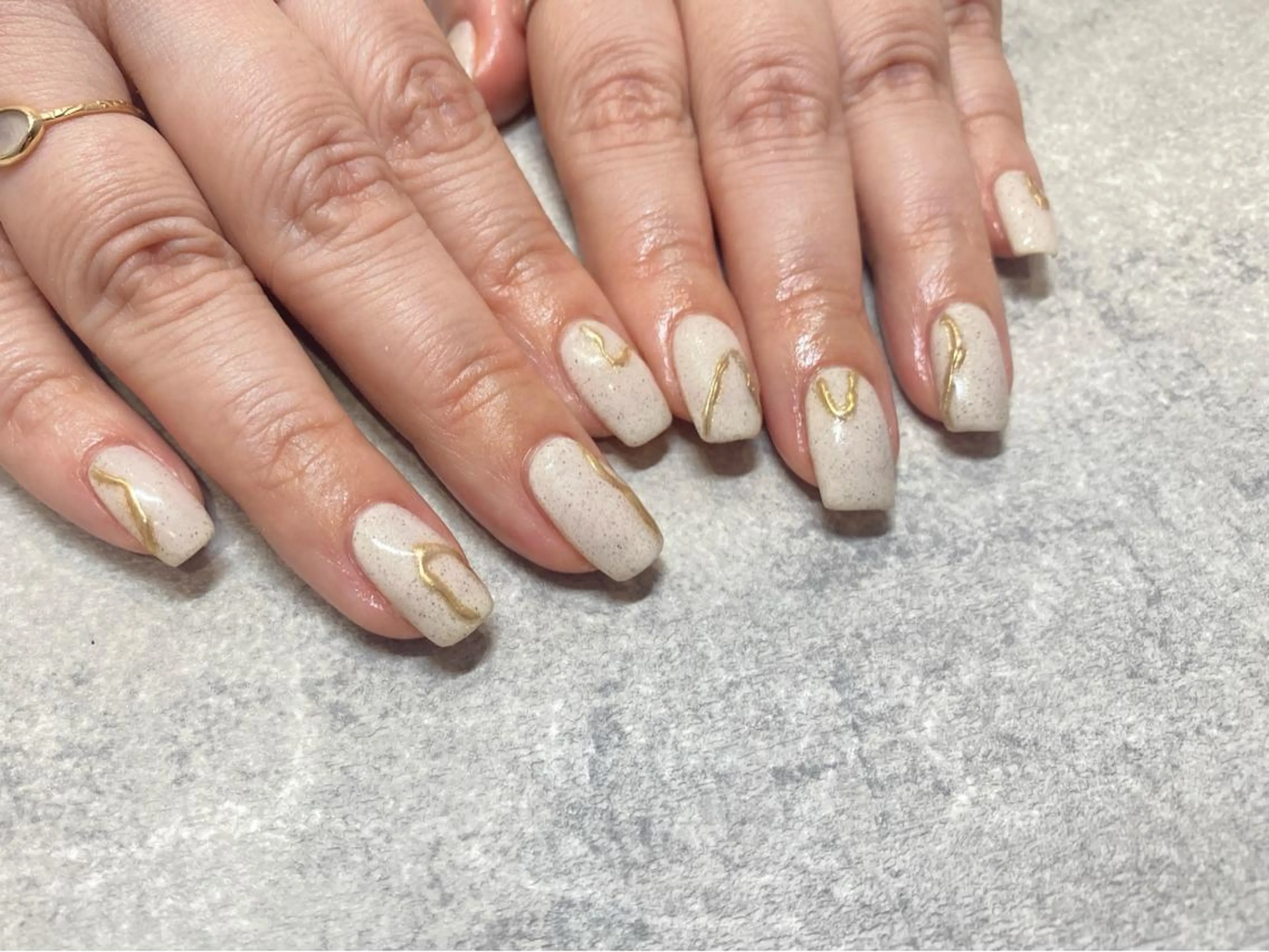 ネイル NINEnami ニュアンスネイルのネイルデザイン