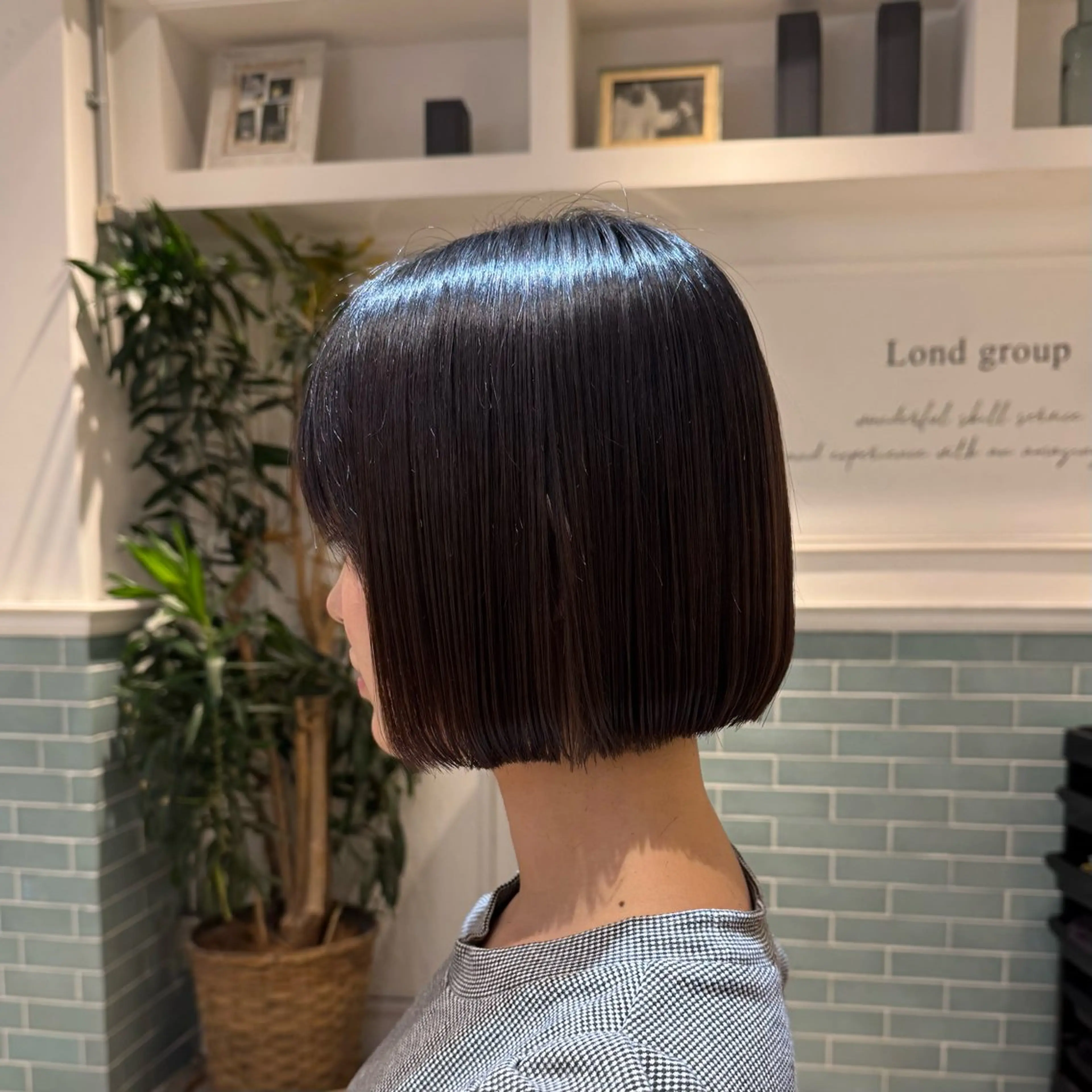 ミディアム 縮毛矯正 カット ヘアカラー 縮毛矯正 トリートメント ヘアセット 髪質改善/ボブ /韓国/erikoのヘアスタイル