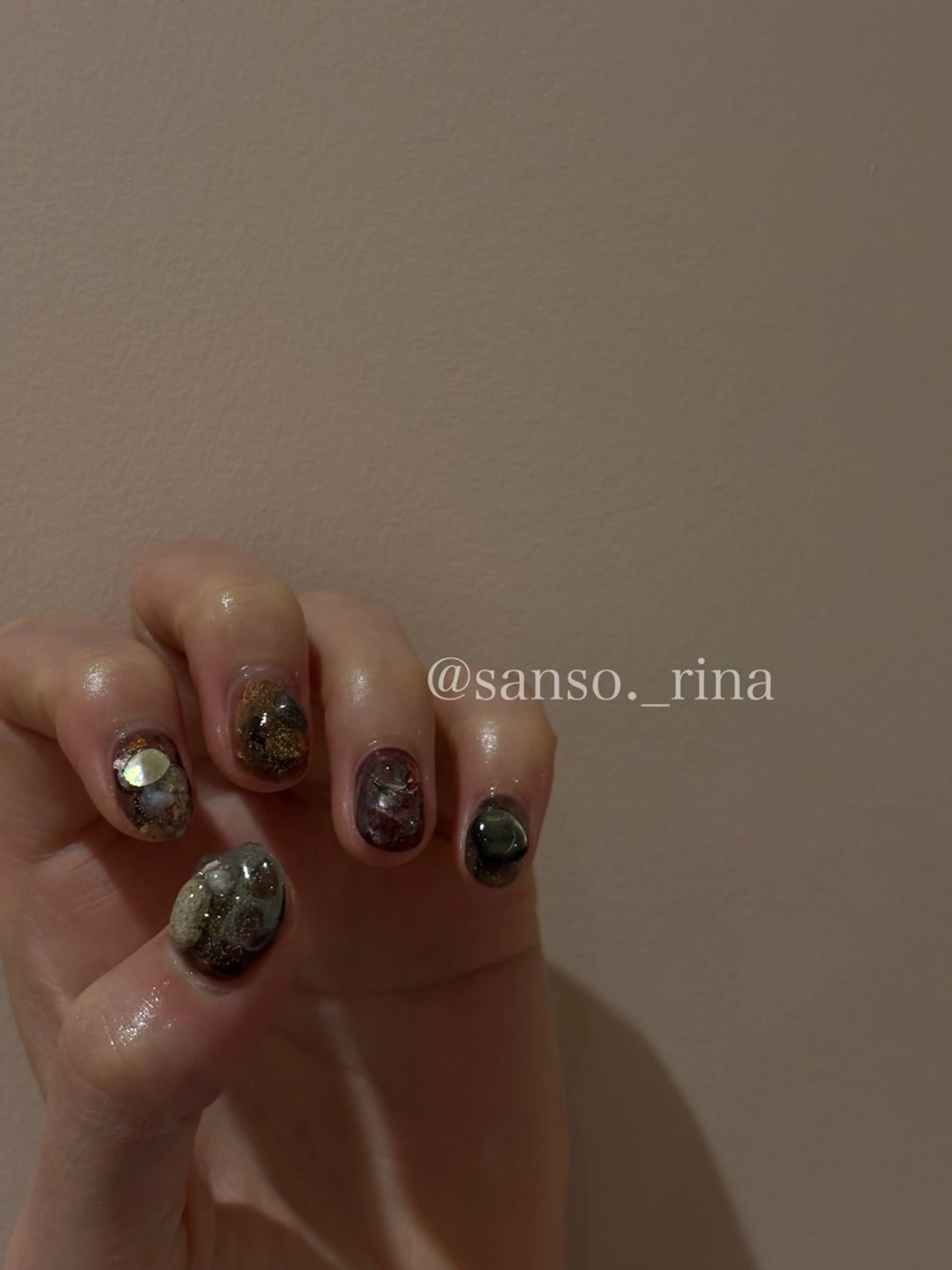 ネイル ハンドネイル フットネイル nuu  栄所属・早川 里奈のネイルデザイン