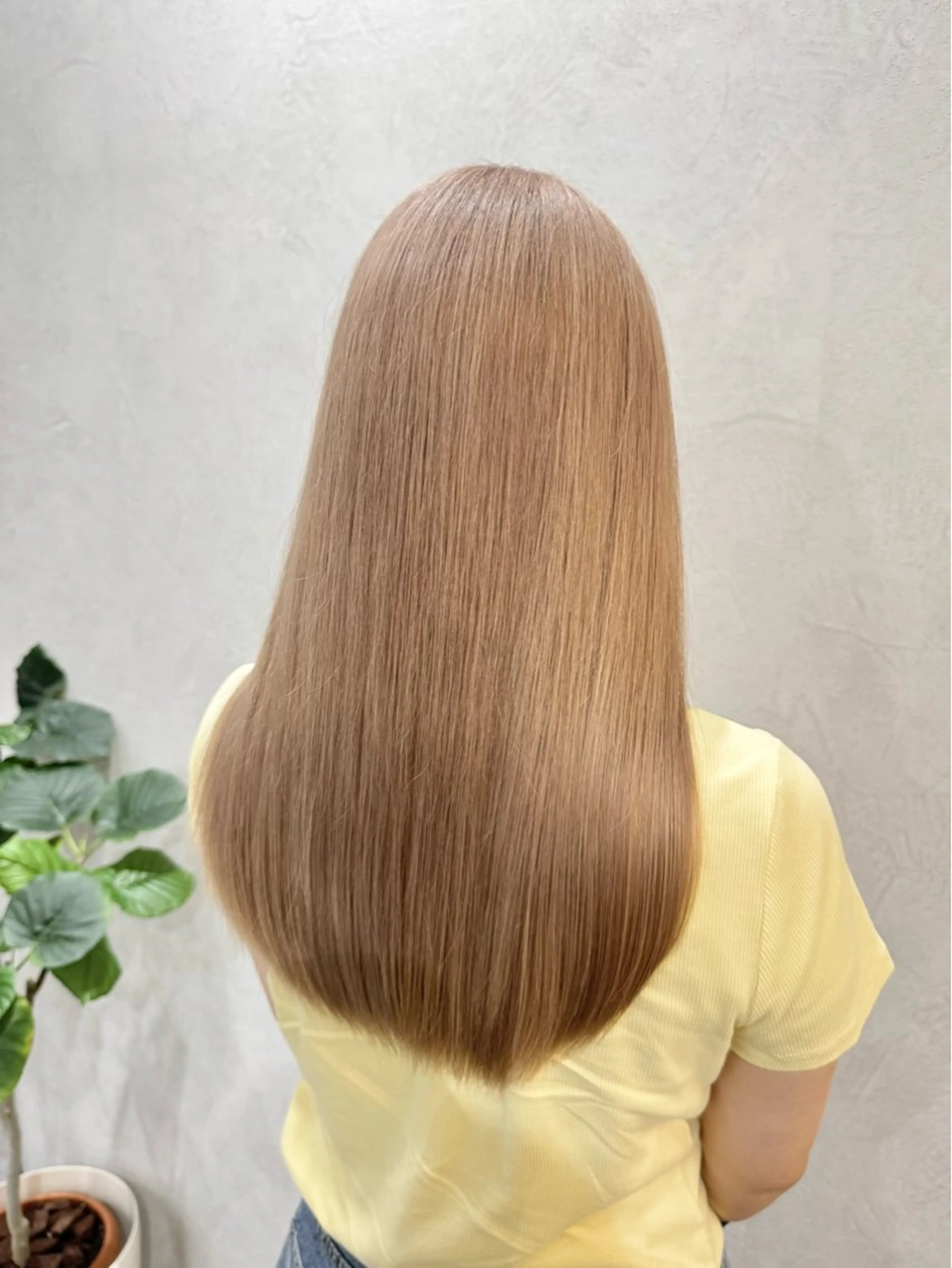 ロング カラー カット ヘアカラー トリートメント Salon de Qualia(サロンドクオリア)所属・杉下　涼/ハイトーン /髪質改善/パーマのヘアスタイル