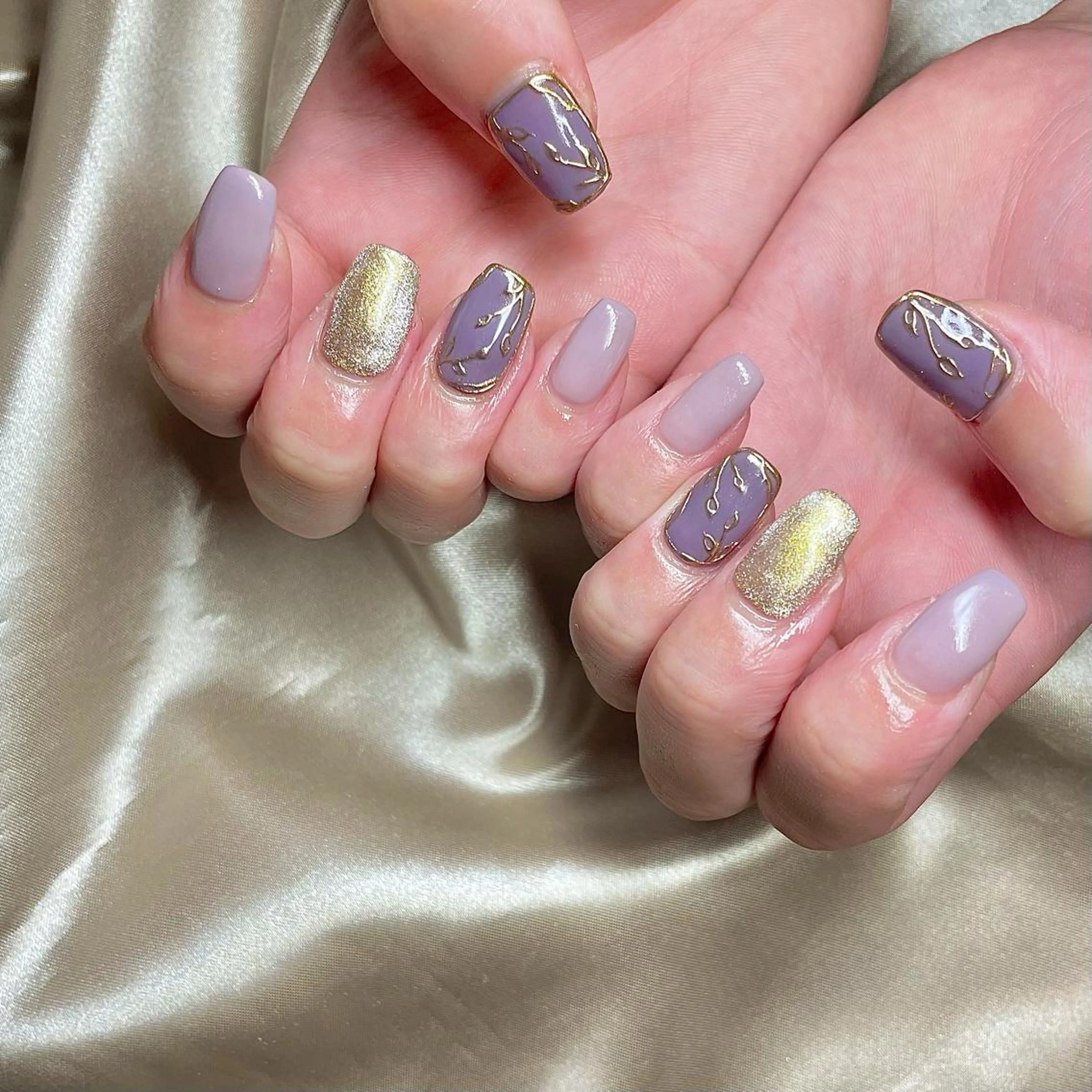 ミディアム カラー パーマ ヘアアレンジ メンズ キッズ ネイル マツエク・マツパ パープルカラー ミラーネイル パープル ハンドネイル ハンドケア nail&eye Aoのマツエク・マツパデザイン