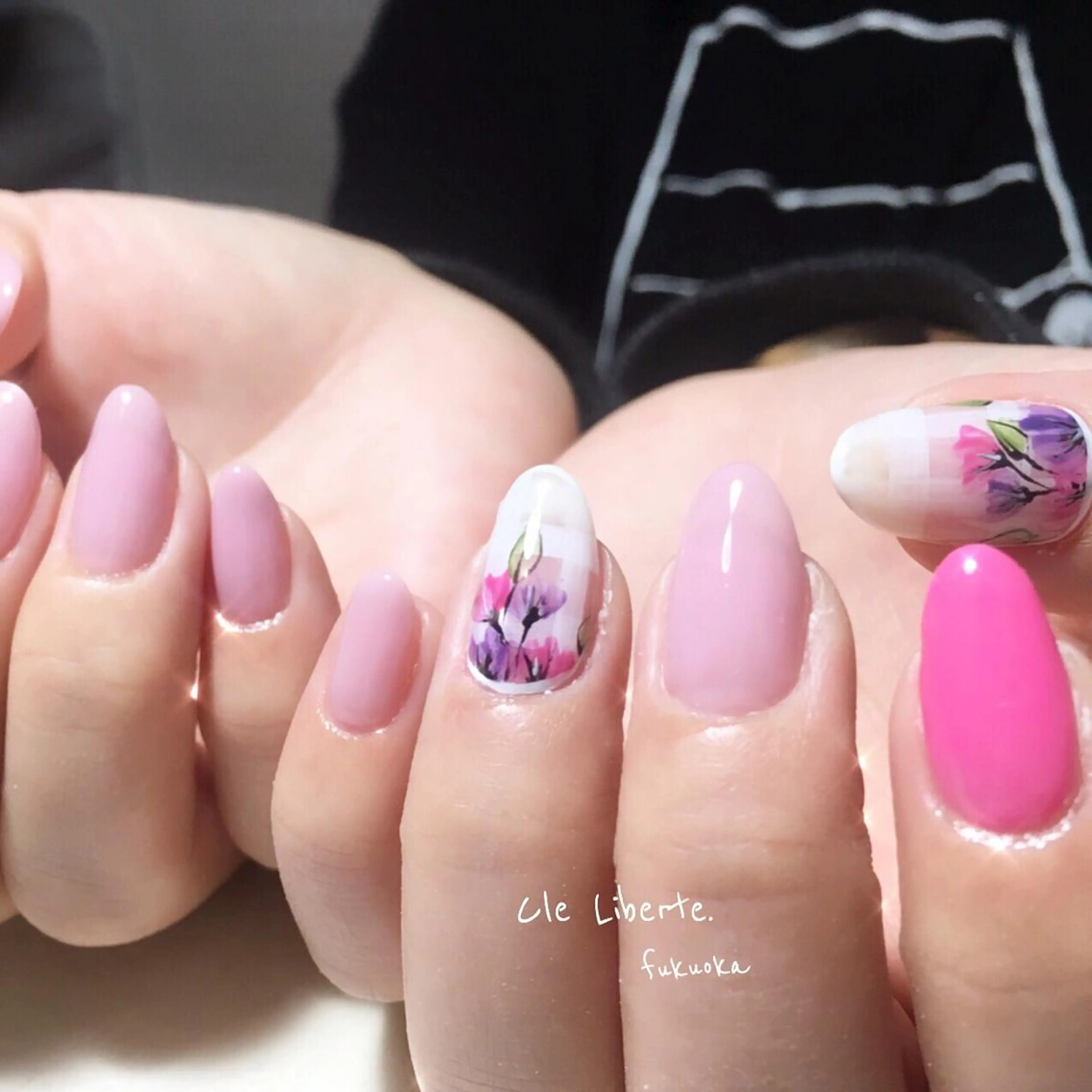 ネイル Elio所属・Elio 国泰寺のネイルデザイン