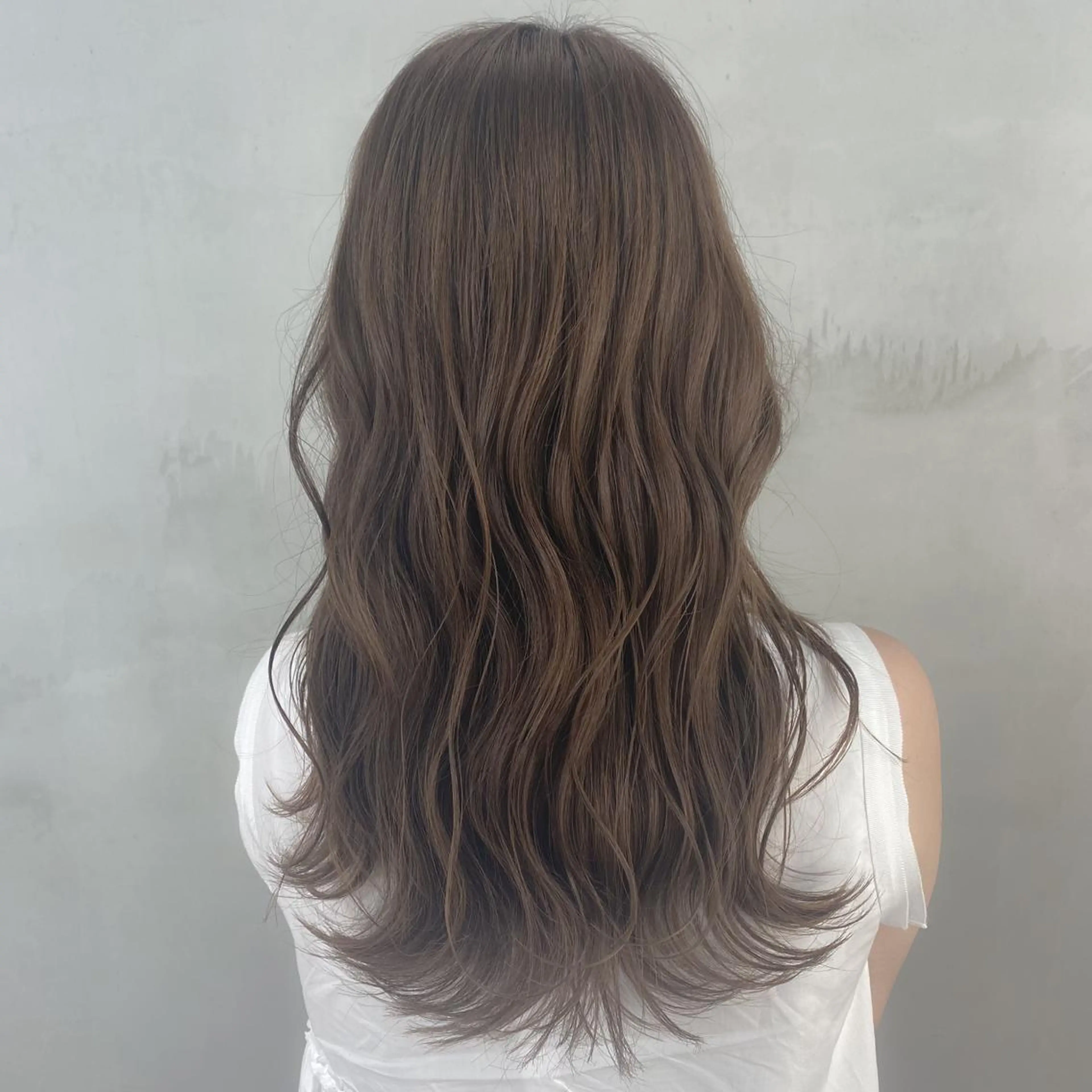 ロング カラー 韓国風ヘア ヘアカラー トリートメント 🌟🍒ハイトーン 韓国ヘア/ユウミのヘアスタイル