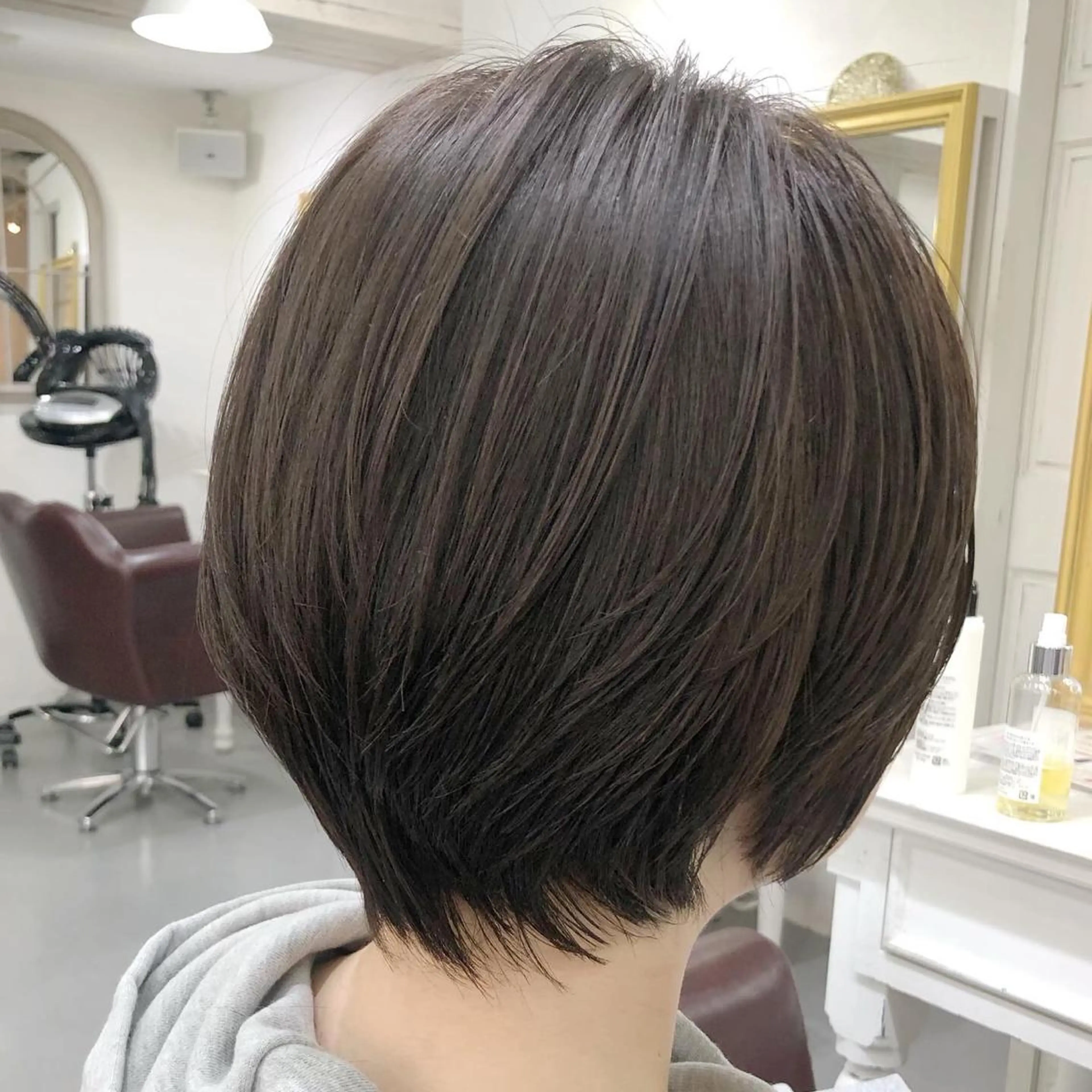 ショート Soleria /ソレリア所属・メンズカットのプロ 田中慎一のヘアスタイル