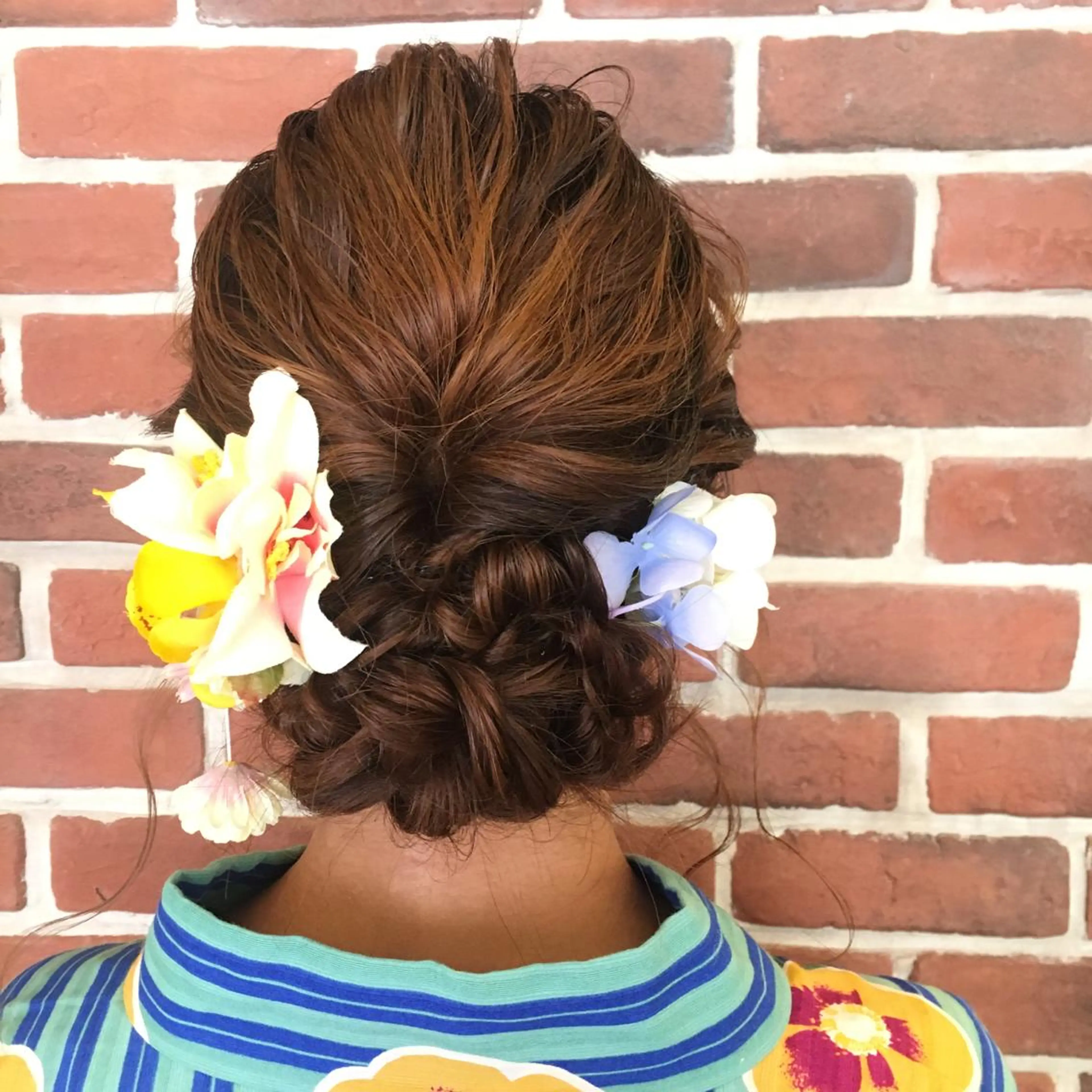 セミロング ヘアアレンジ 髪飾り 浴衣 野崎 ひかりのヘアスタイル