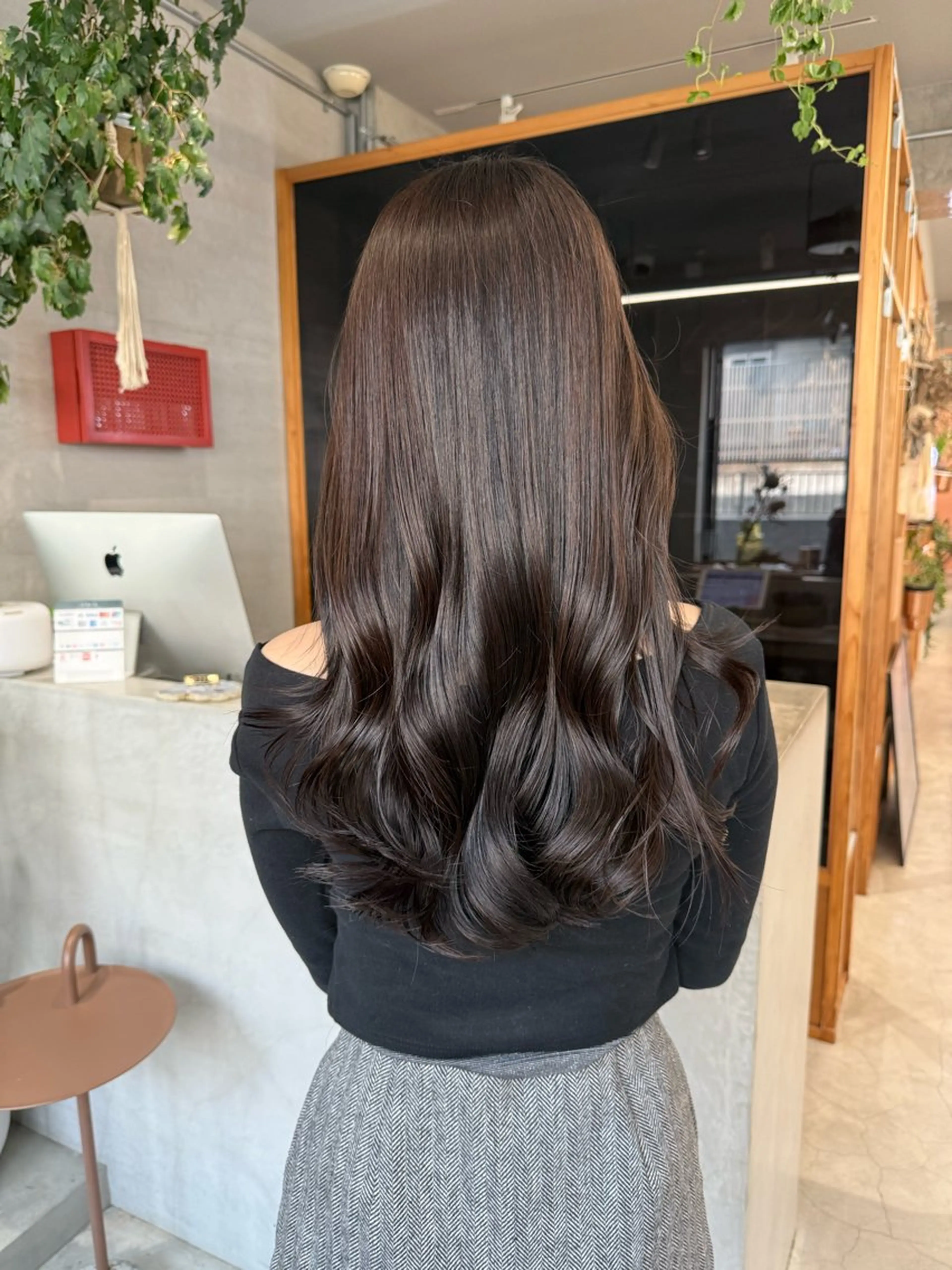 ロング パーマ 表参道アパートメント所属・とも ゆかりのヘアスタイル