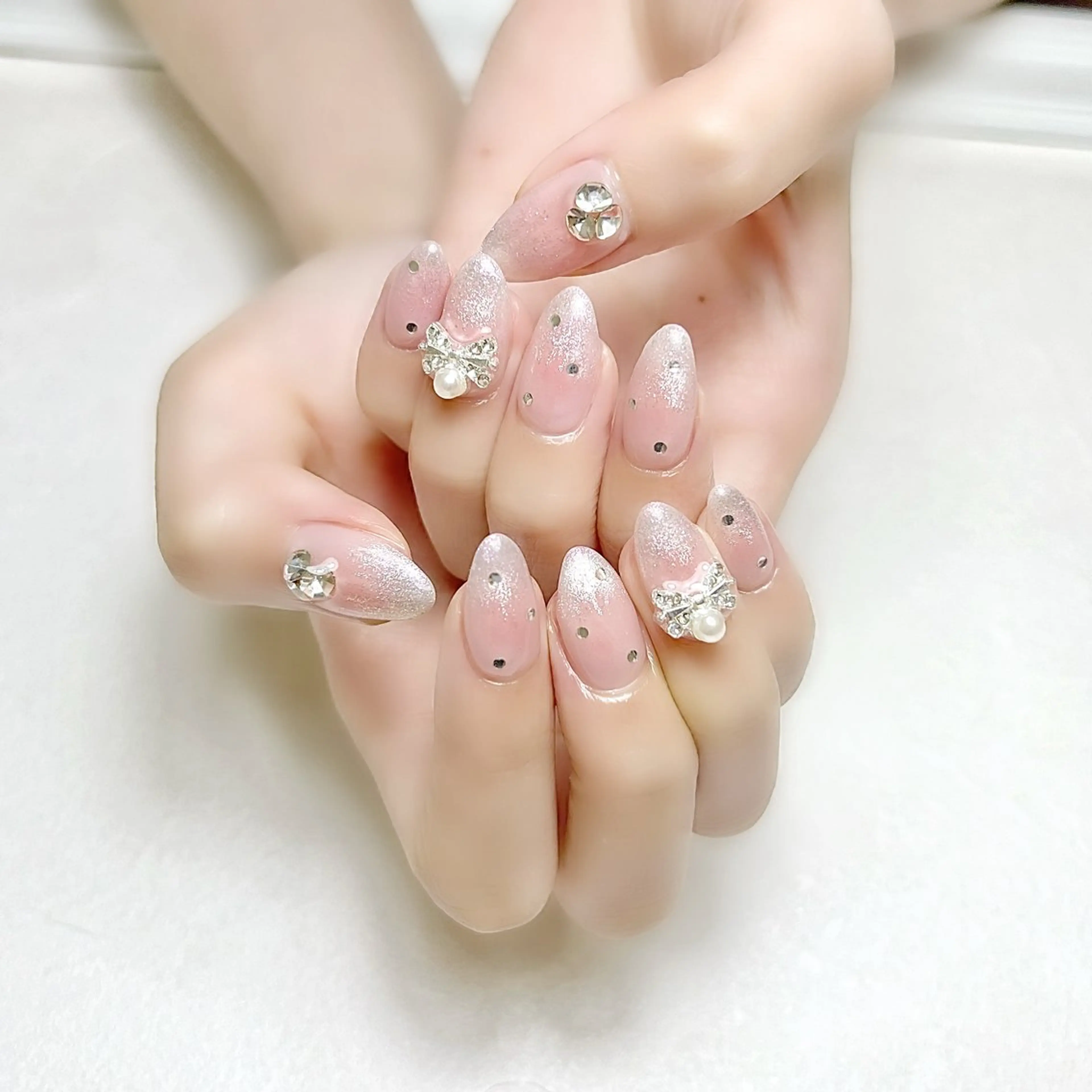 ネイル チークネイル マグネットネイル ピンク ワンホンネイル rouse nail RISATOのネイルデザイン