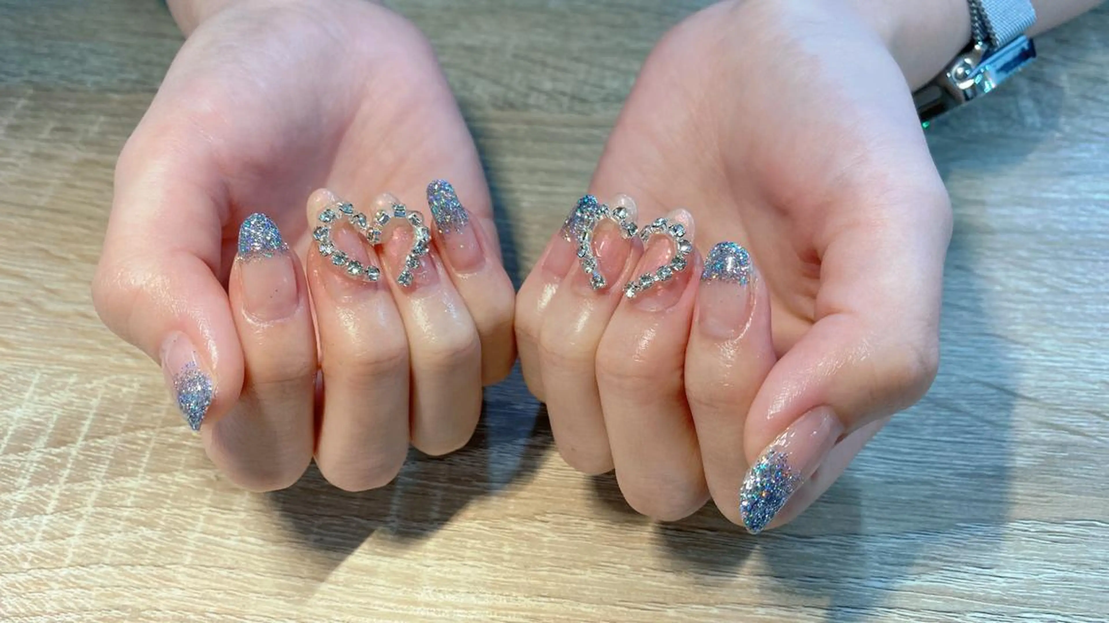 ネイル ラメ(グリッター) ラメグラデーション ワンホンネイル Beauty style +α所属・Memezawa Nanaのネイルデザイン