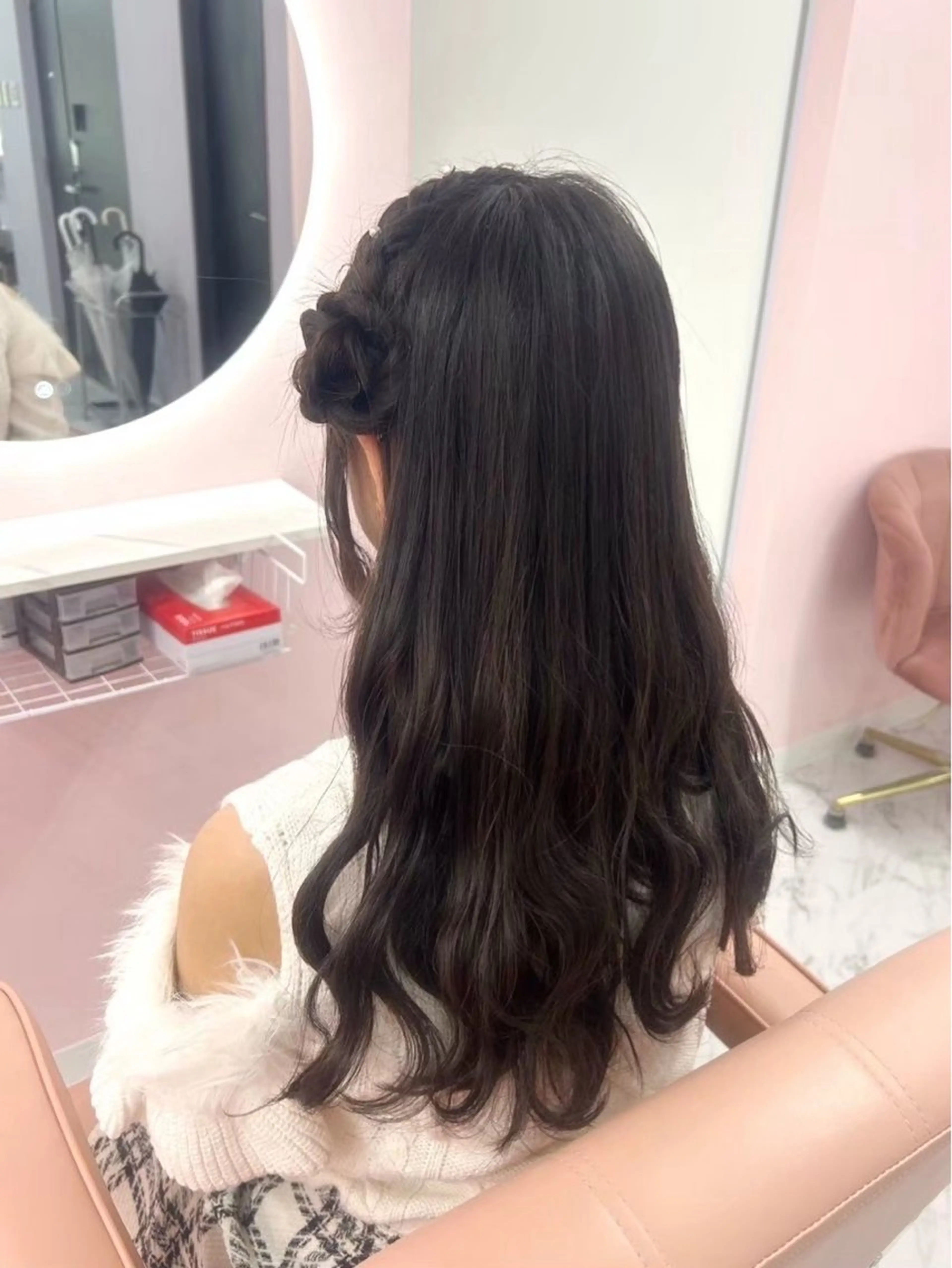 セミロング G.O.A.T AMITY所属・吉田 美悠のヘアスタイル