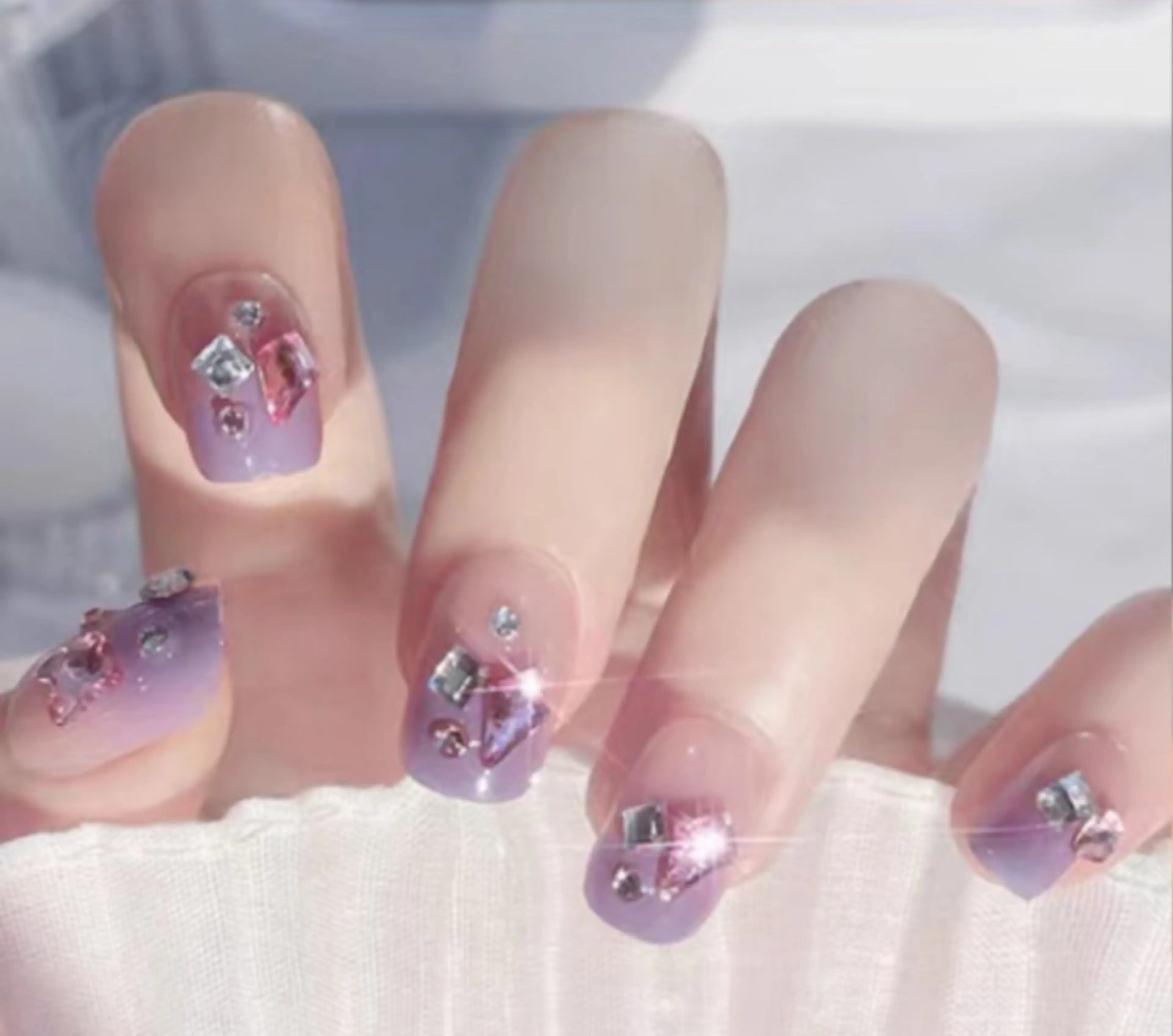 ネイル ハンドネイル H3 Nail Tsuki🦋💙のネイルデザイン