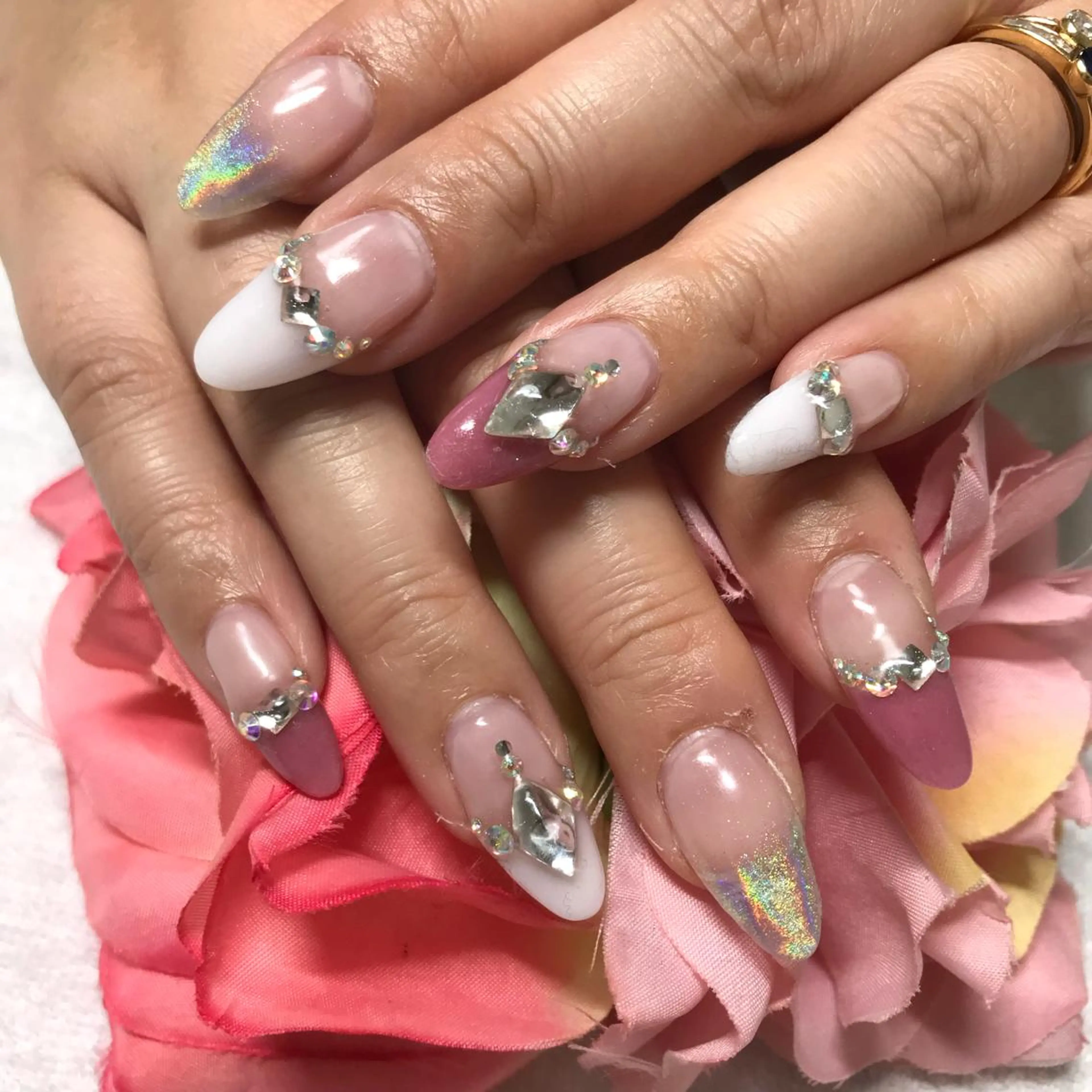 セミロング ネイル フレンチネイル ハンドネイル 《LB》ラブリエ Nail&eyeのマツエク・マツパデザイン