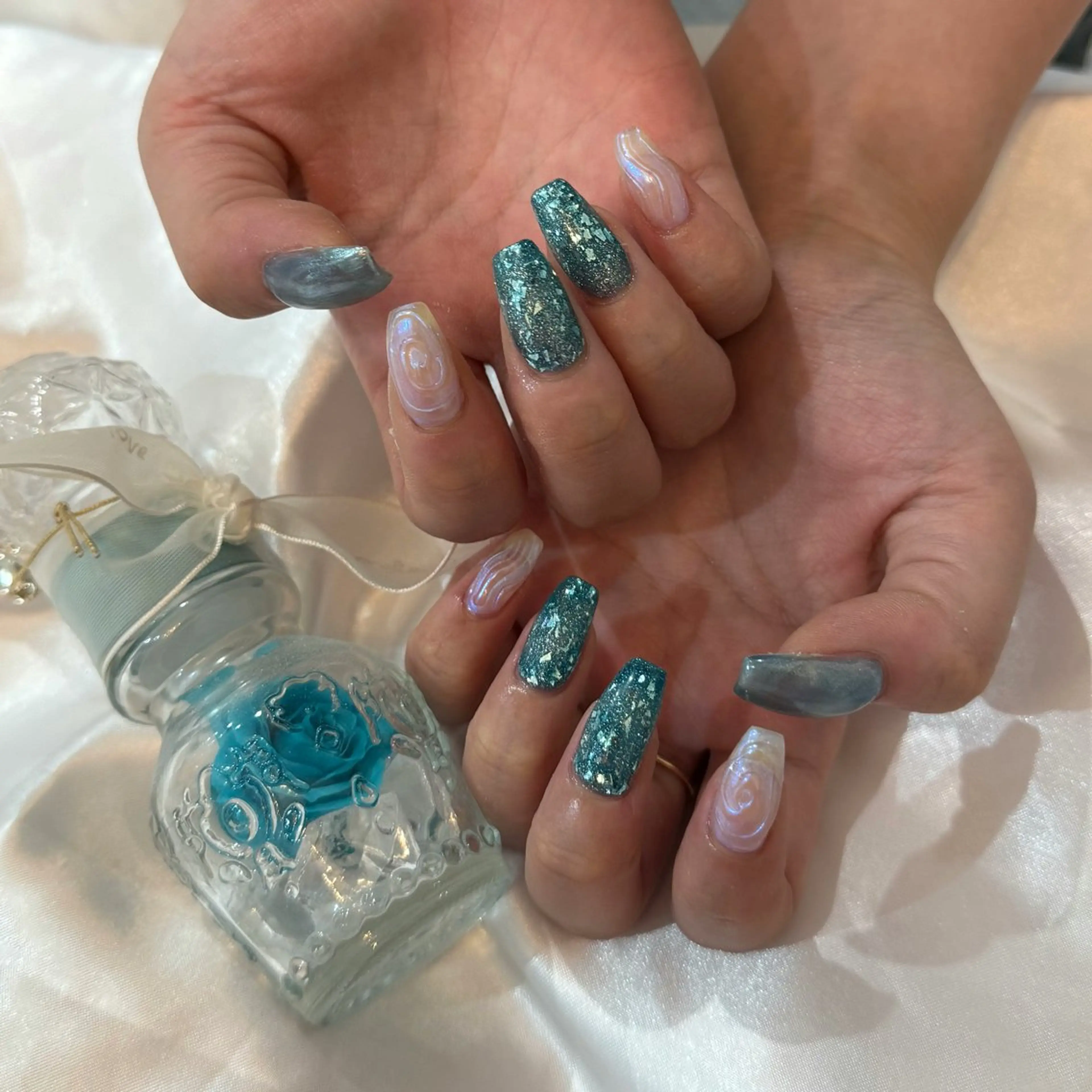 ネイル オーロラネイル ラメ(グリッター) Yoshiha .Mのネイルデザイン