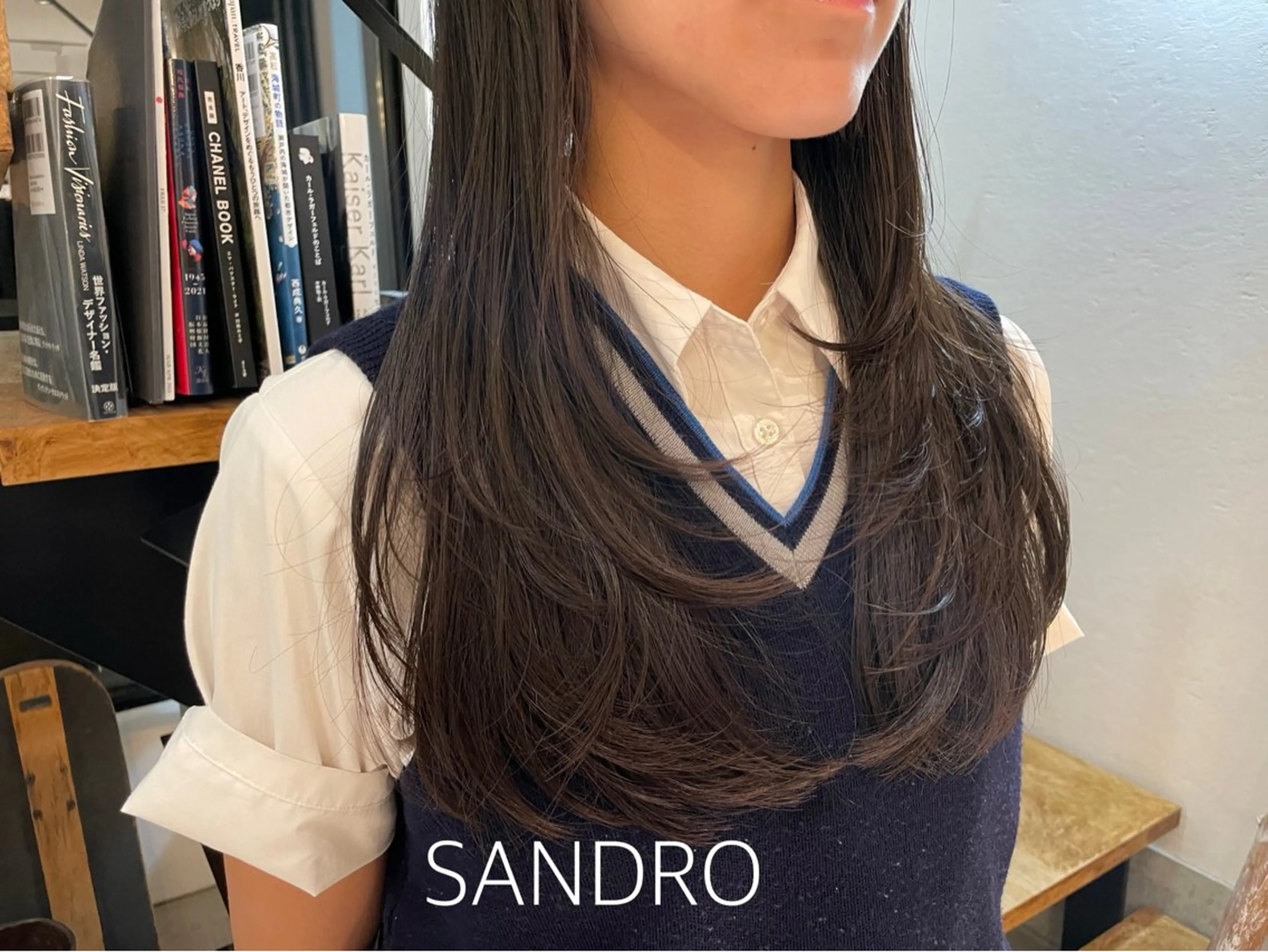 セミロング 顔まわりレイヤー 学生 レイヤーカット SANDRO所属・SANDRO eno☺︎のヘアスタイル