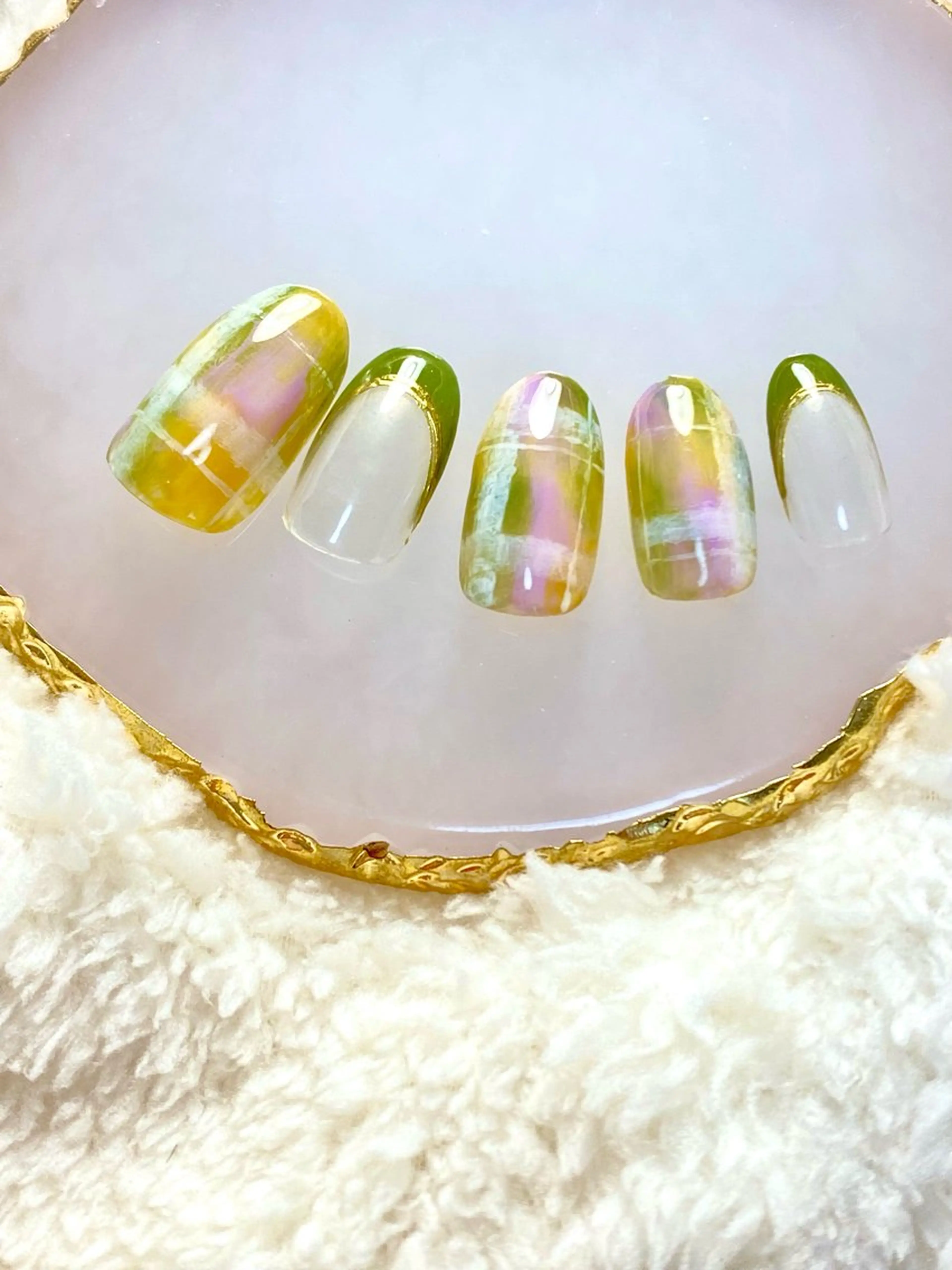 ネイル 7e. Nailのネイルデザイン