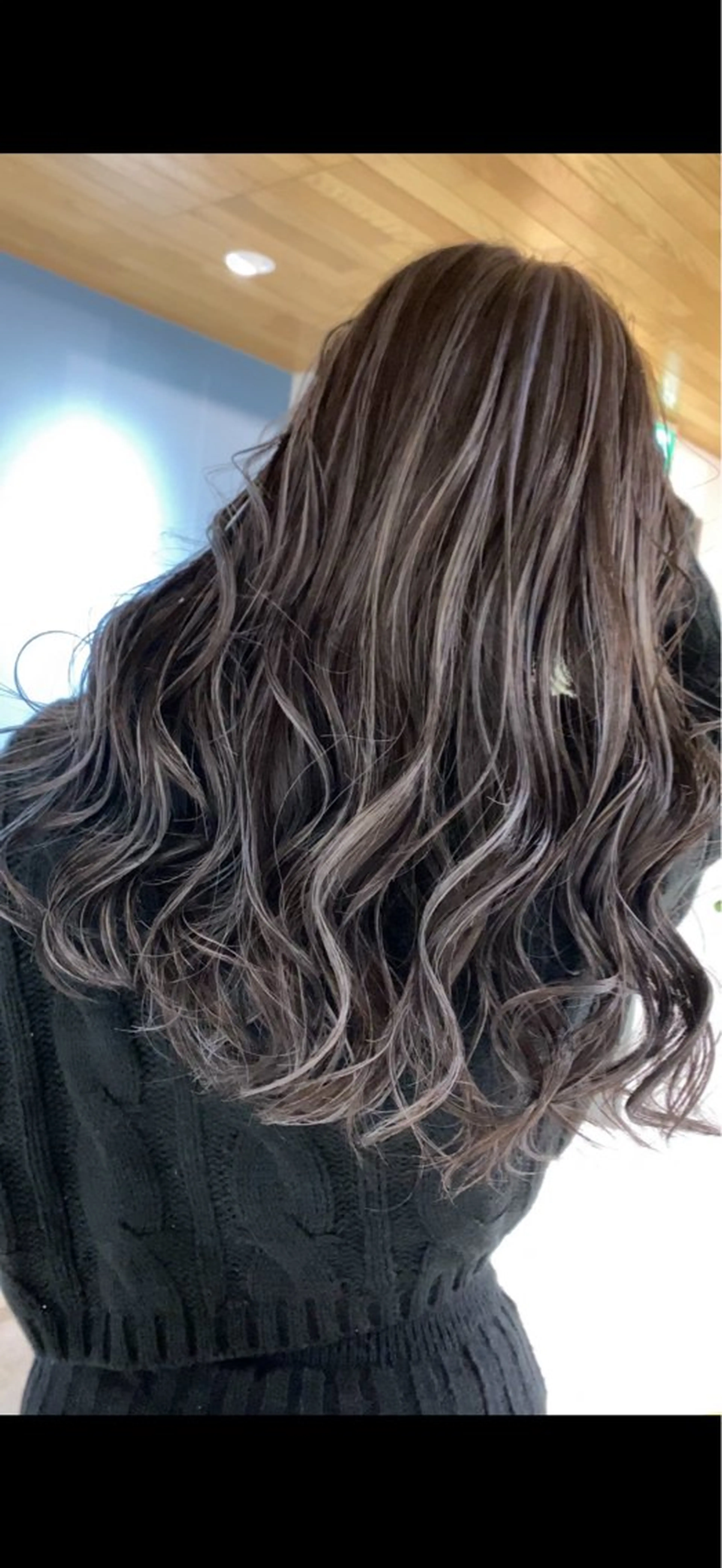 カラー ハイライトカラー ヘアカラー 宮田 颯士のヘアスタイル