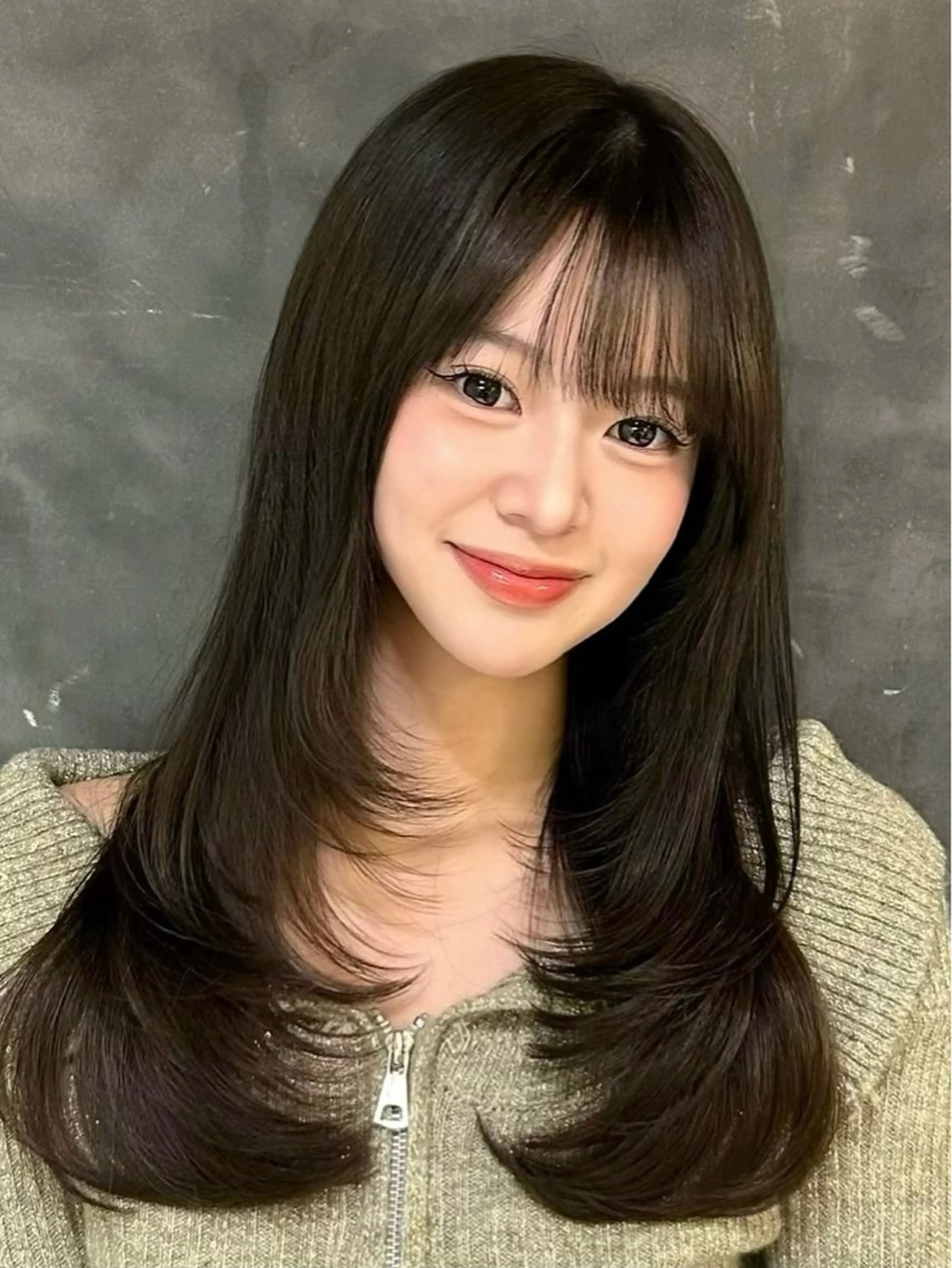 新年クーポン1月1日​〜​3日限定✨ 艶カラー＋カット¥5500の写真