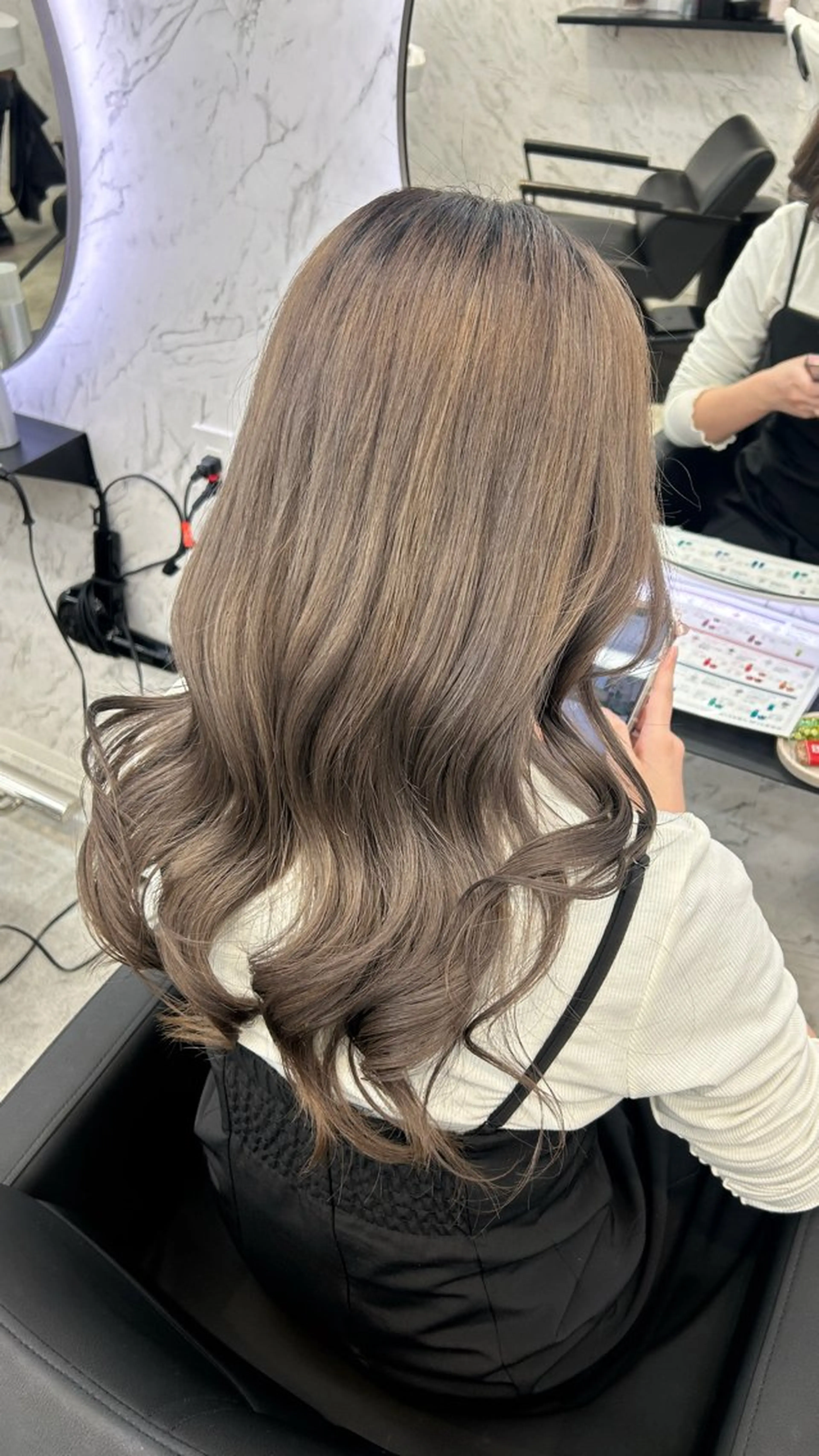 ロング カラー グレージュ ヘアカラー トリートメント 韓国艶カラー 🇰🇷💎MIUのヘアスタイル