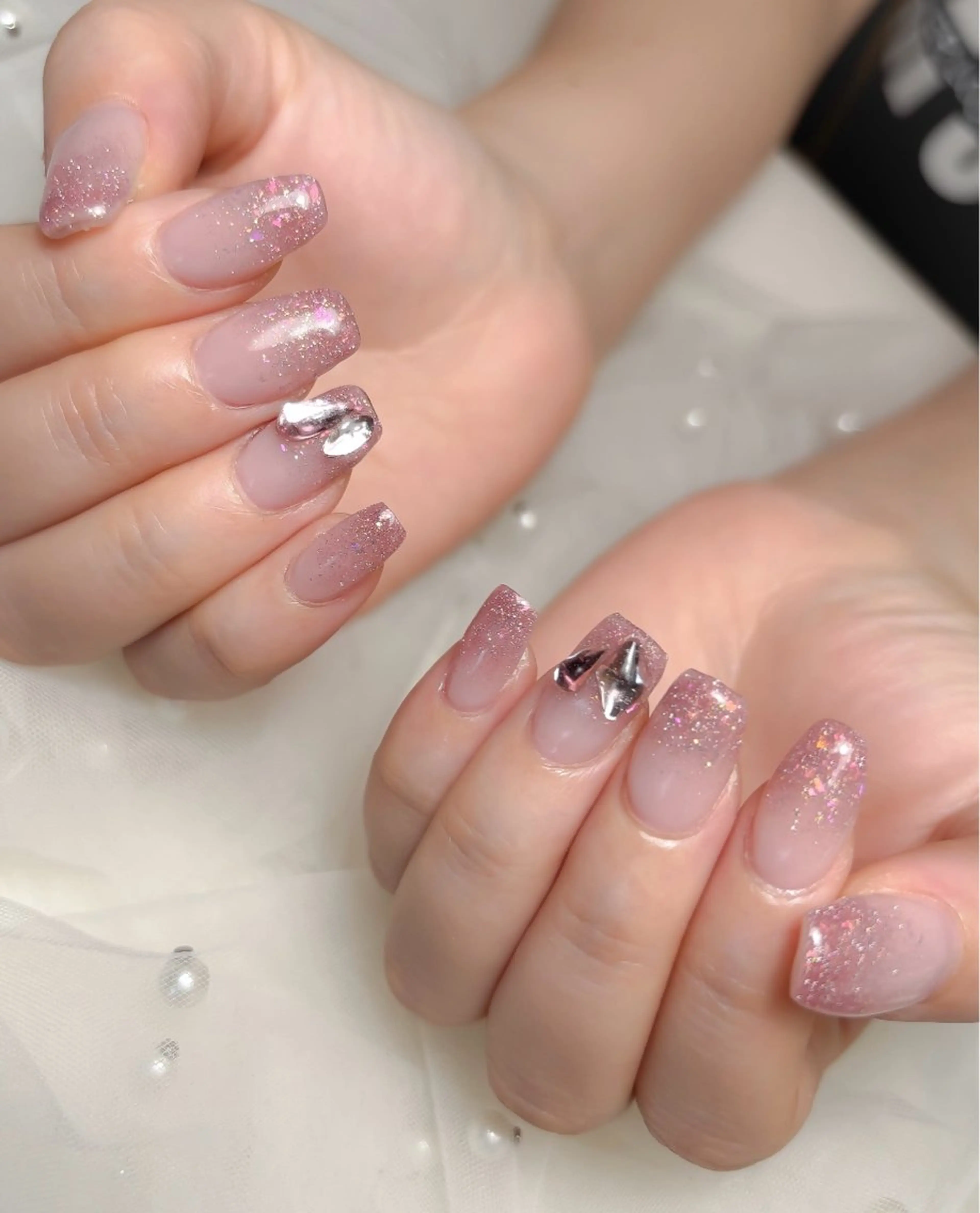 ネイル 黒瀬 奈津季のネイルデザイン