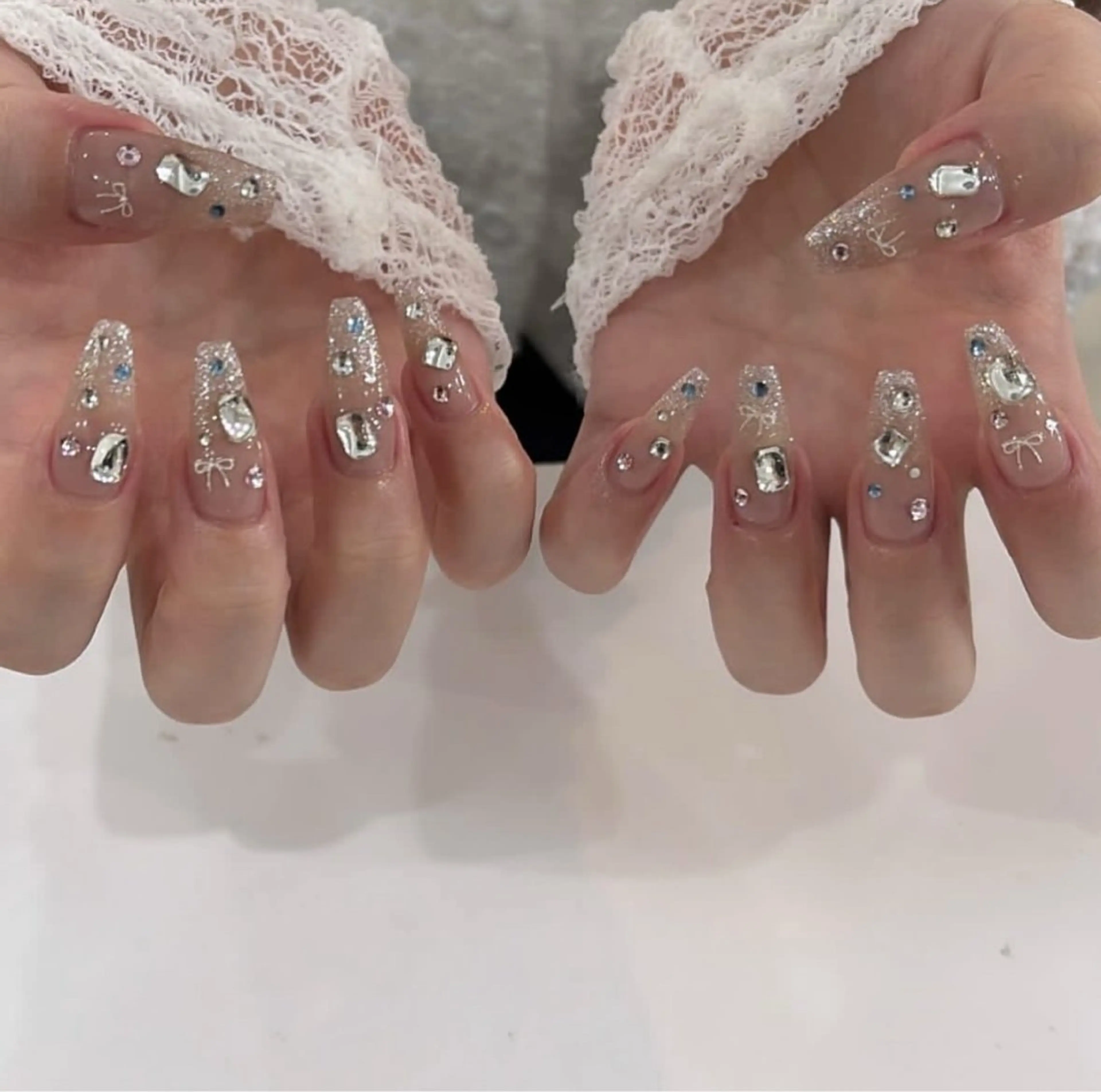 ネイル アートネイル フラワーネイル フレンチネイル ジェルネイル グラデーション ハンドネイル Ryunail所属・Ryu Nail NekoChanのネイルデザイン