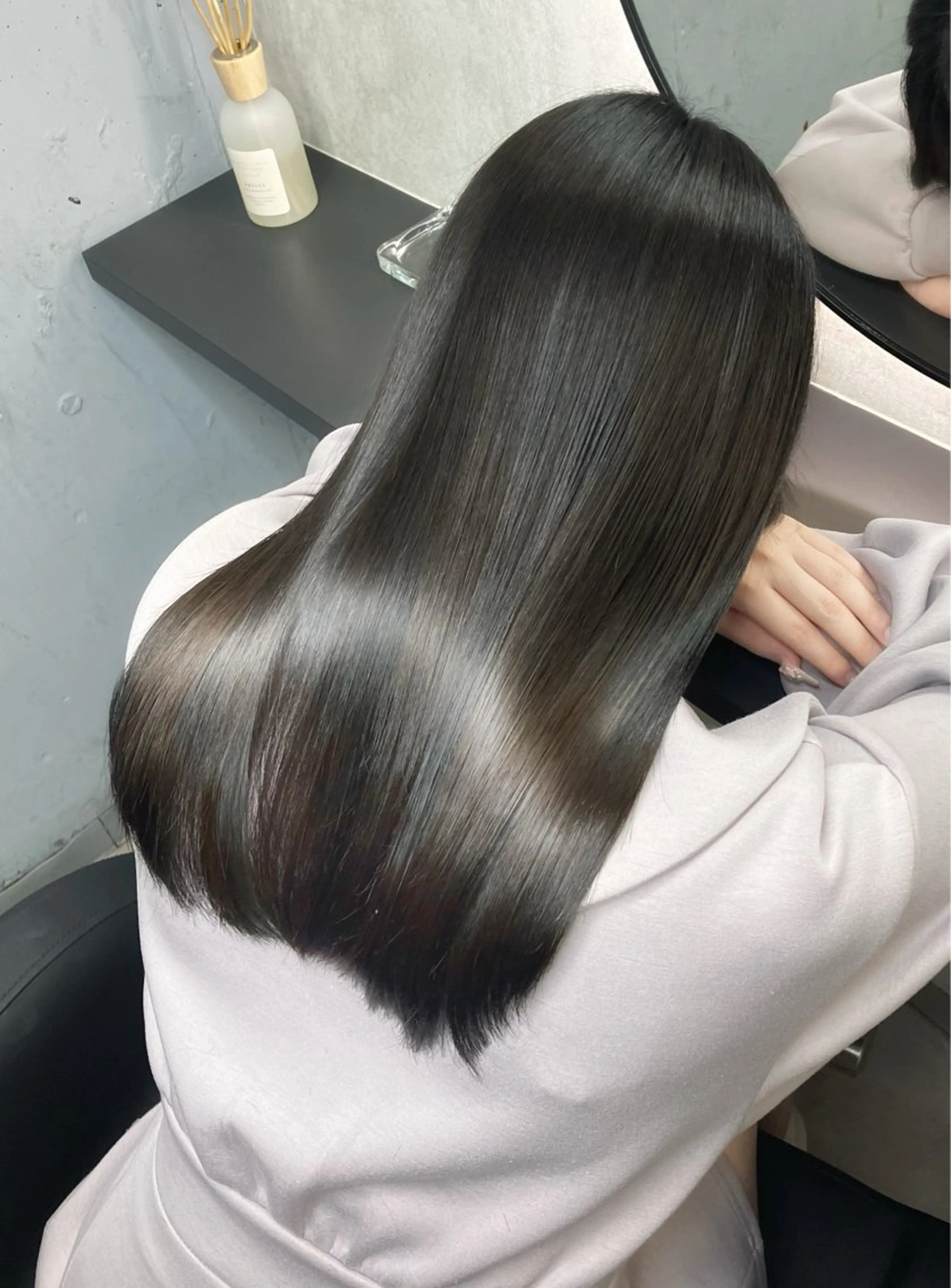 セミロング 新宿/縮毛矯正/ カラー/羽生沢のヘアスタイル