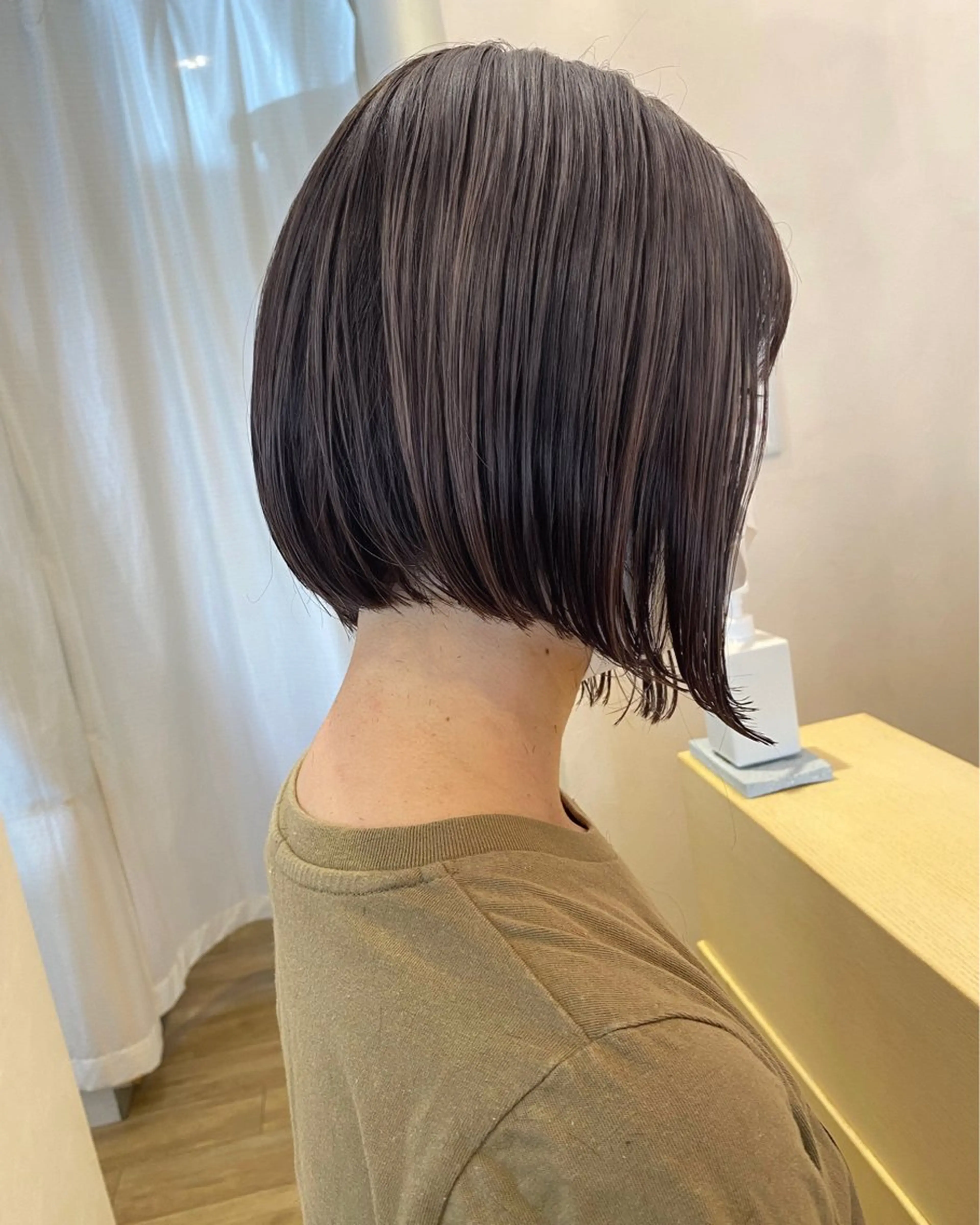 ショート カラー イルミナカラー カット ヘアカラー grand juteのヘアスタイル