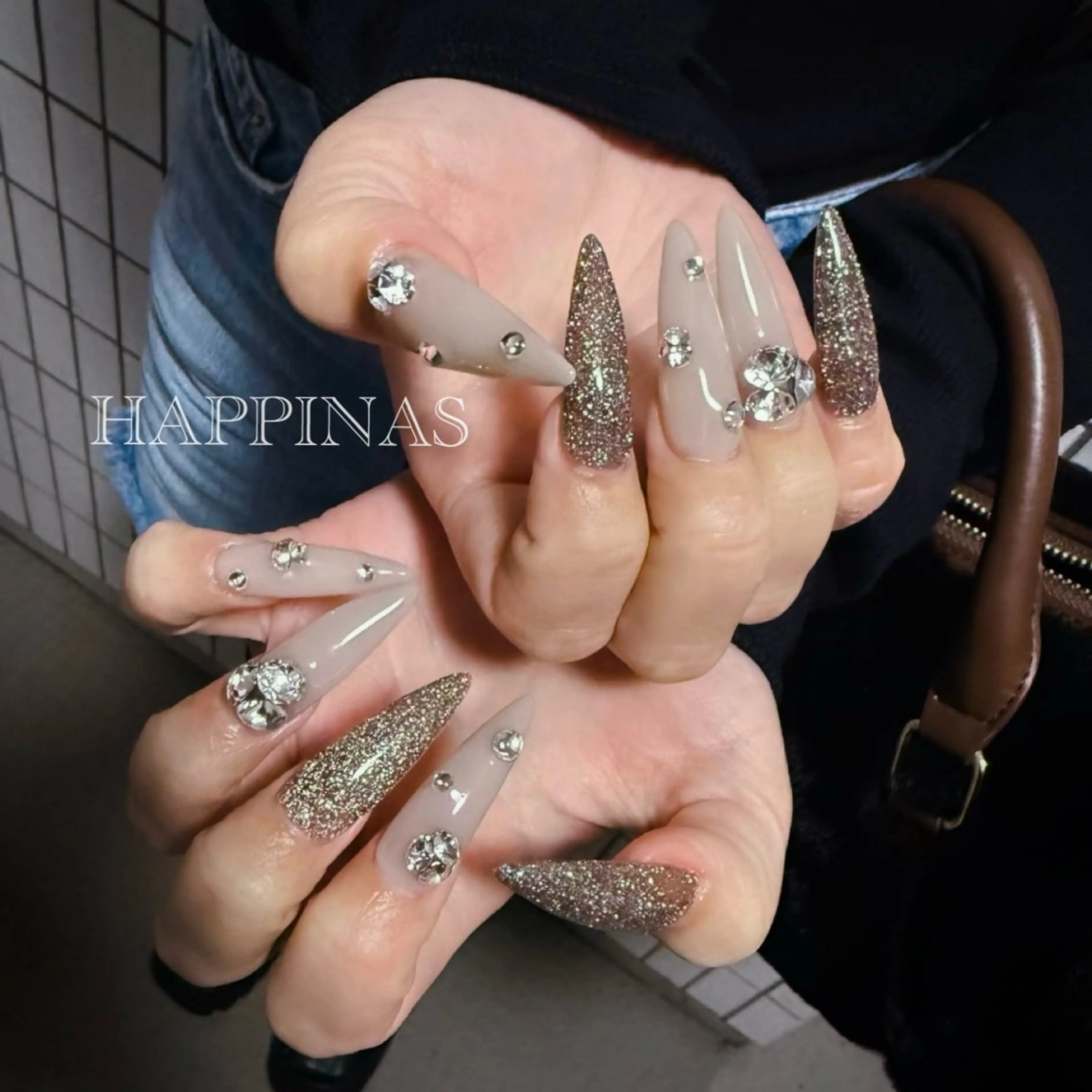 ネイル フラッシュネイル キラキラネイル ワンカラーネイル スカルプネイル シンプルネイル ハンドネイル HAPPINAS ののかのネイルデザイン