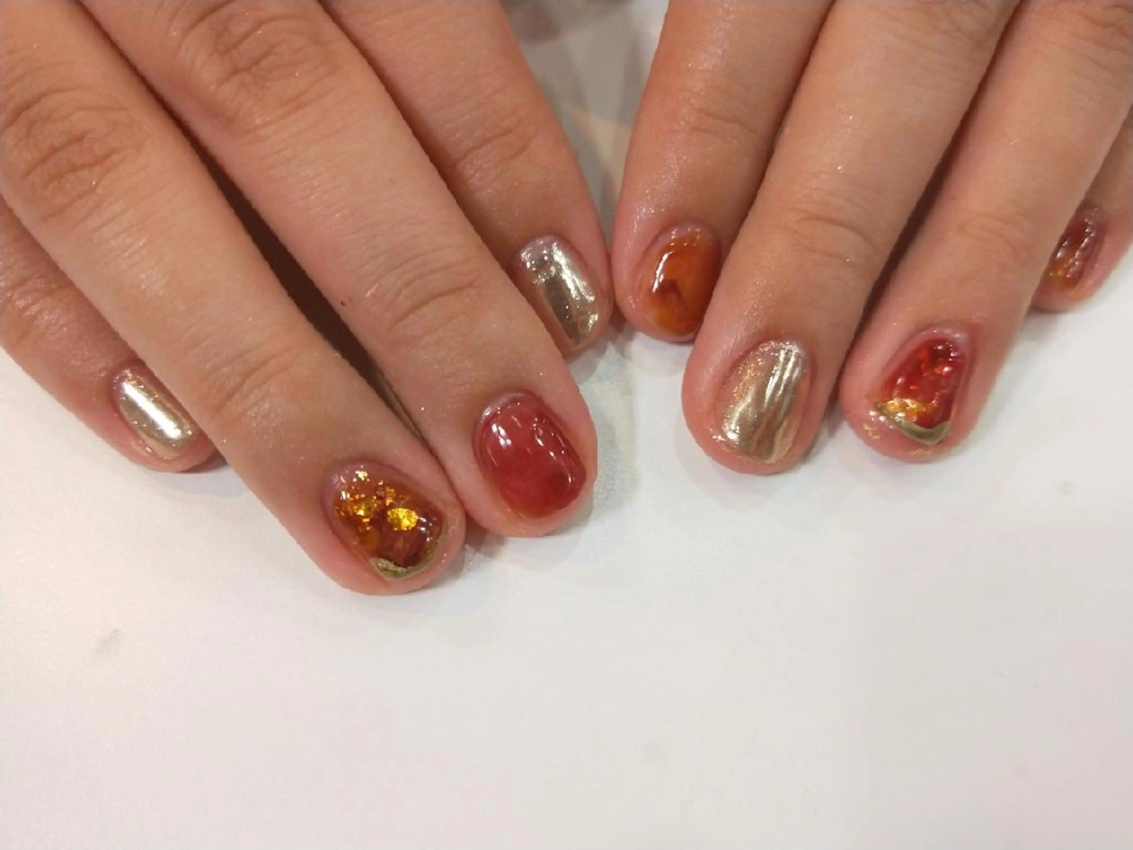 ネイル ハンドネイル ハンドケア R'well所属・はばすみれ🎀ﾈｲﾙ 光ﾌｪｲｼｬﾙ ﾍｱのネイルデザイン