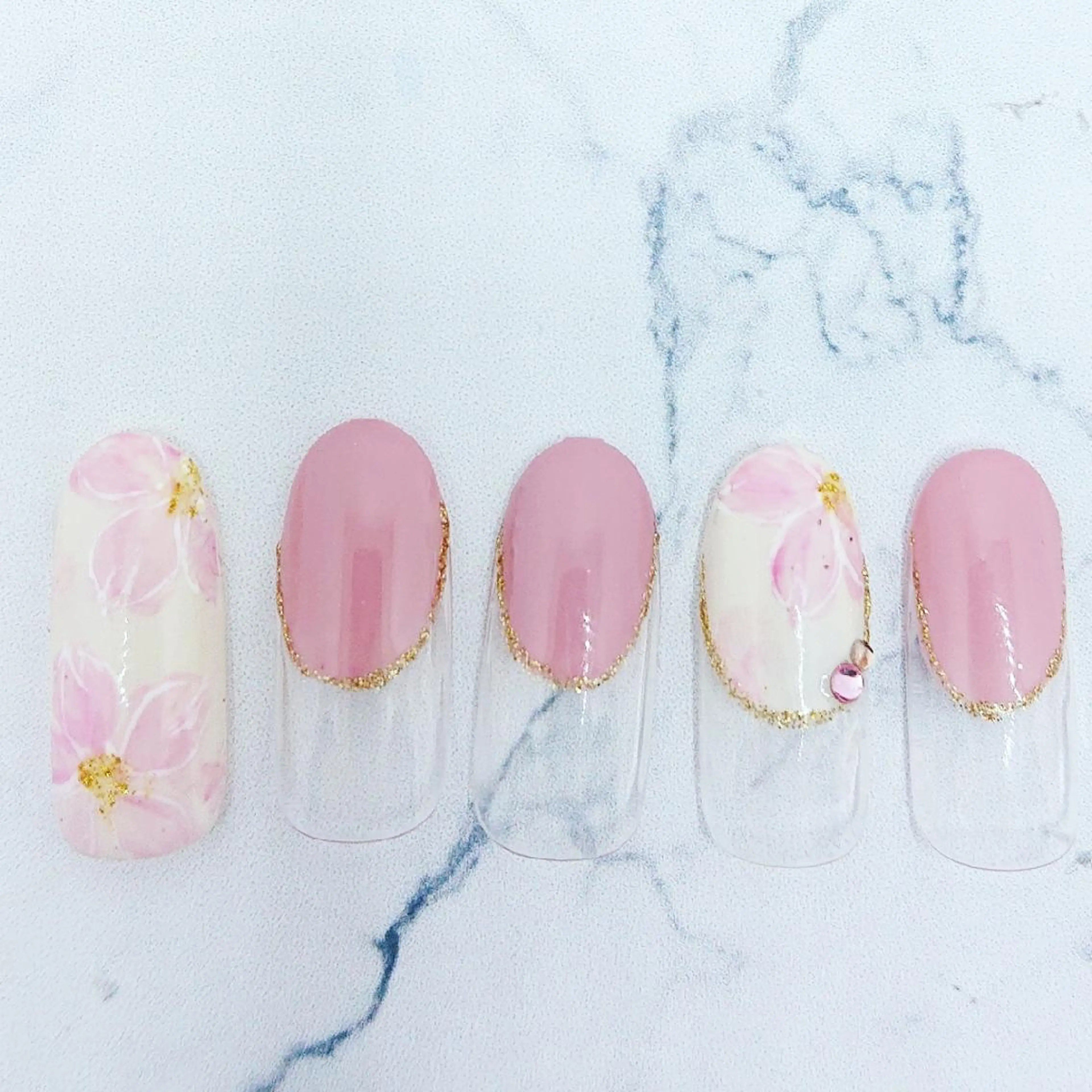 ネイル みー shakushiroのネイルデザイン