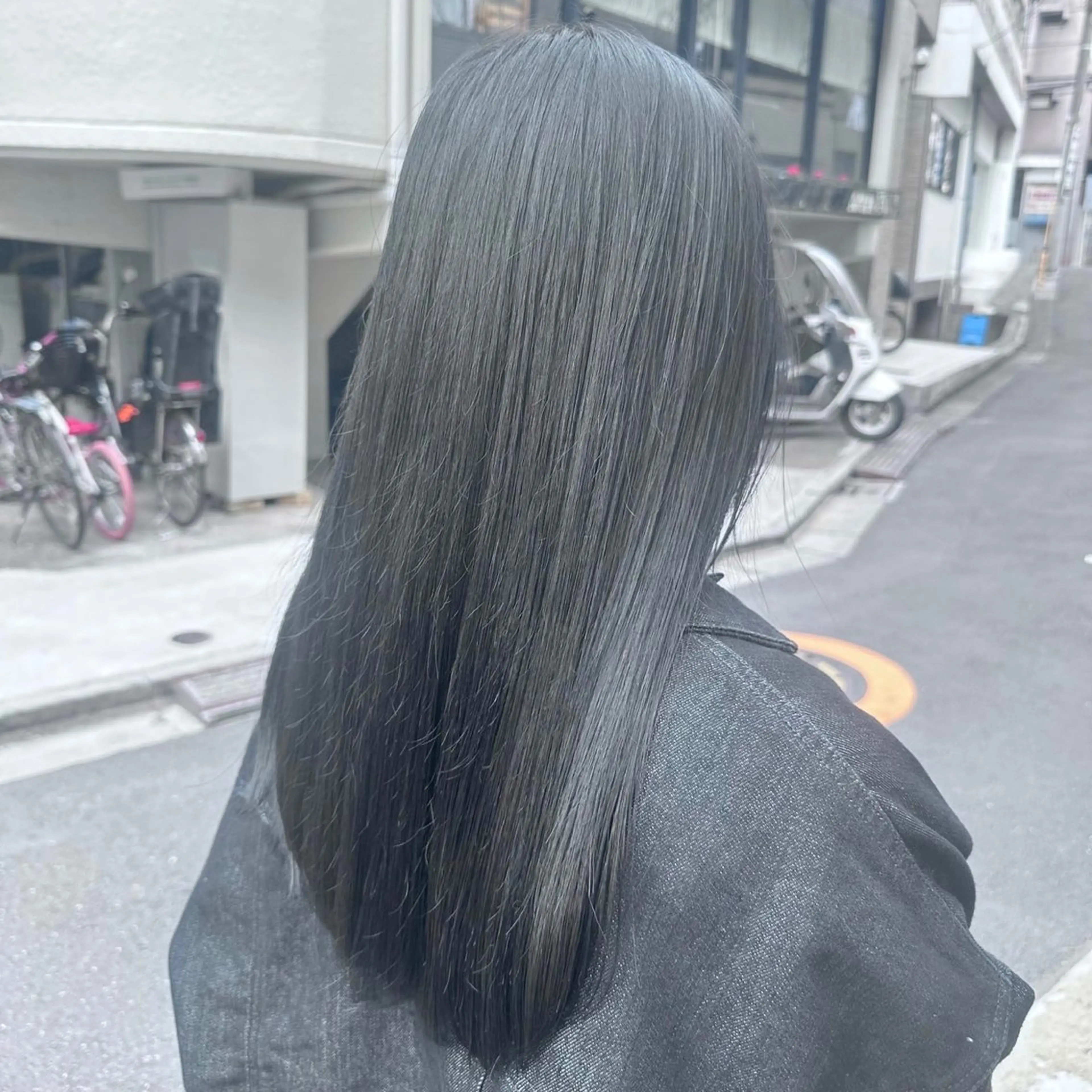 ロング カラー 学生 韓国風ヘア マユクリア池袋東口店所属・メンズ眉毛サロン⚪️ マユクリア池袋東口店の眉毛・アイブロウイメージ