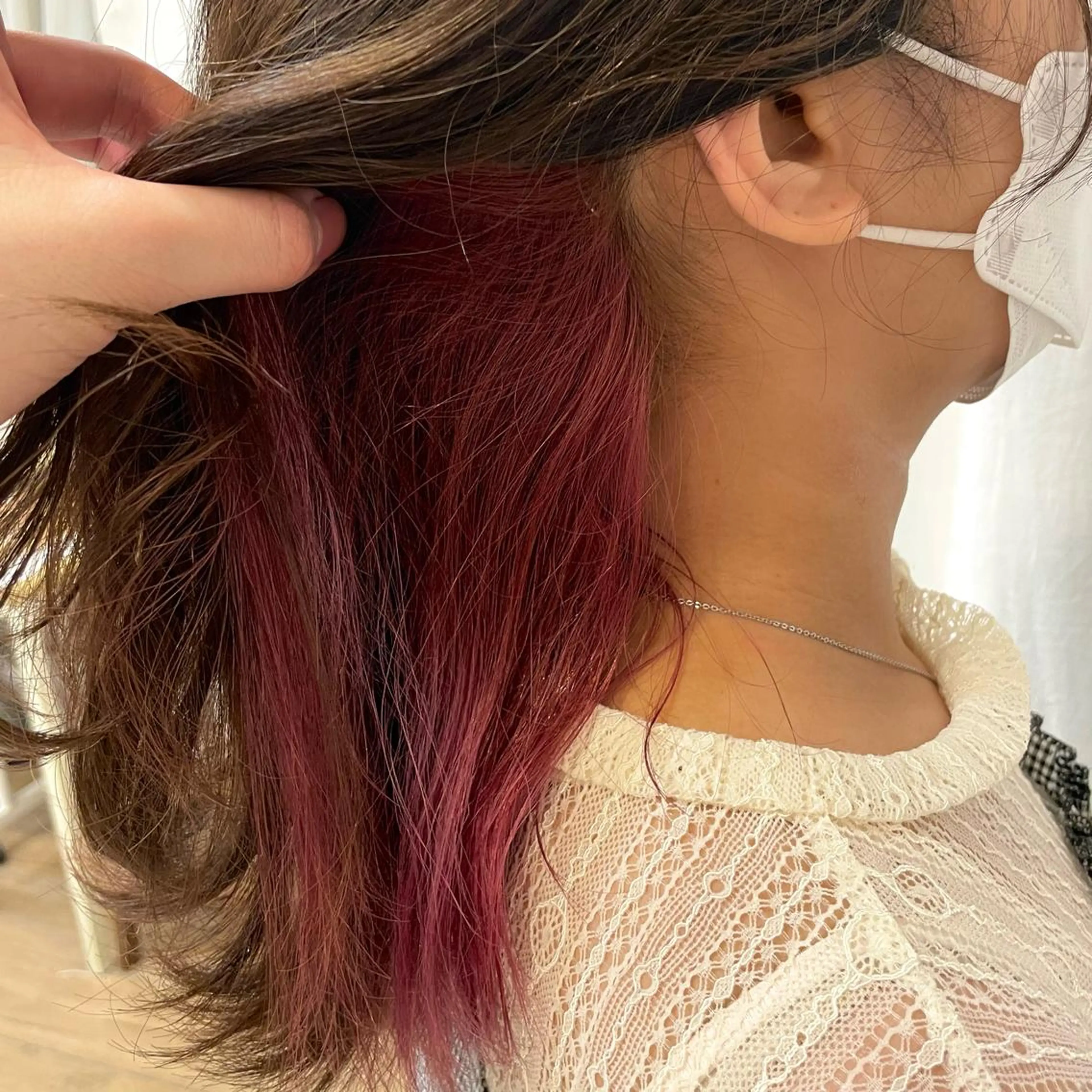 ミディアム カラー マツエク・マツパ ピンクカラー カラーマツエク オザキクウガ/ ブリーチ/髪質改善のヘアスタイル