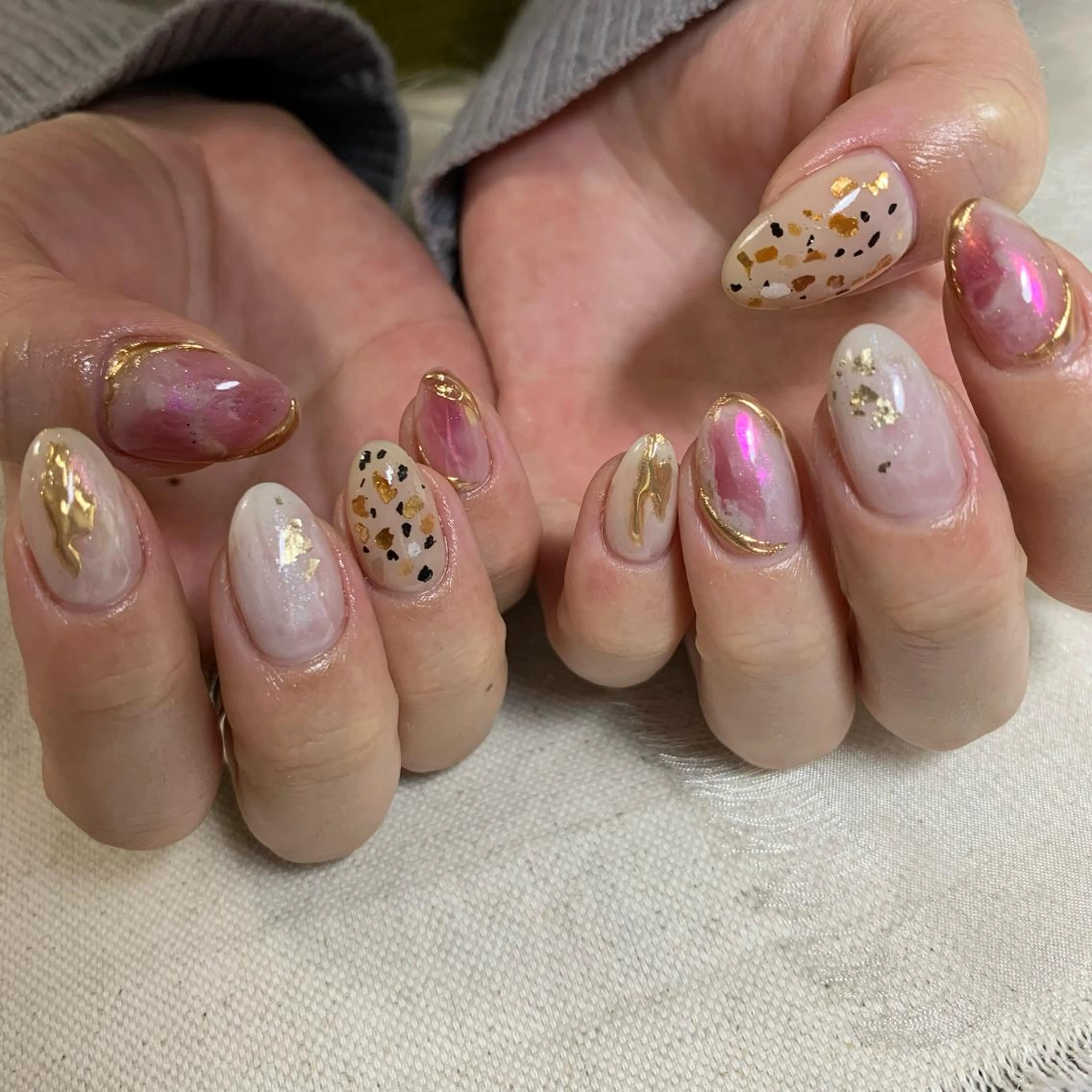 ネイル ハンドネイル repos~ルポ~所属・里見 麗のネイルデザイン