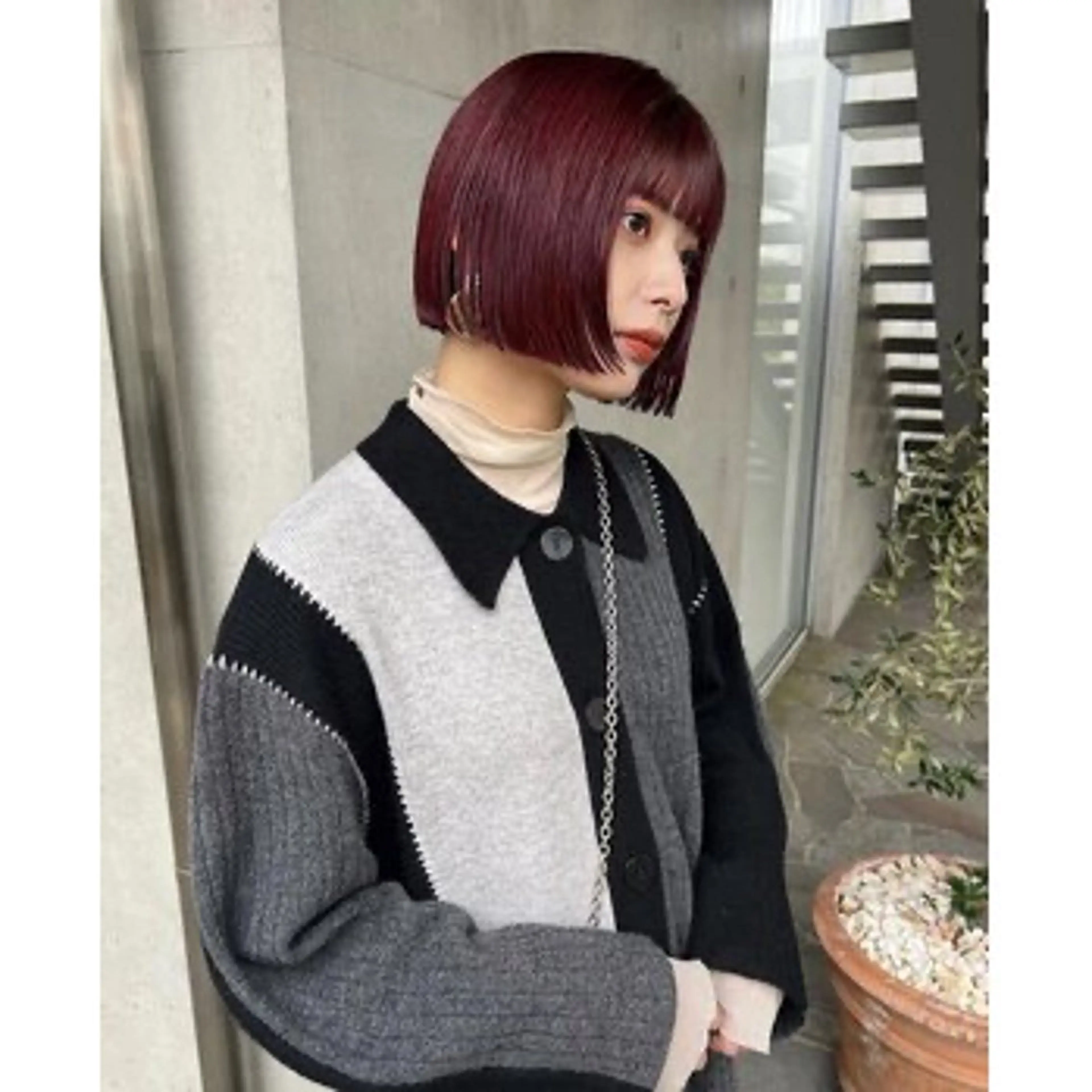 ミディアム カラー ブリーチ カット ヘアカラー トリートメント ボブ/透明感カラー EMIRIのヘアスタイル