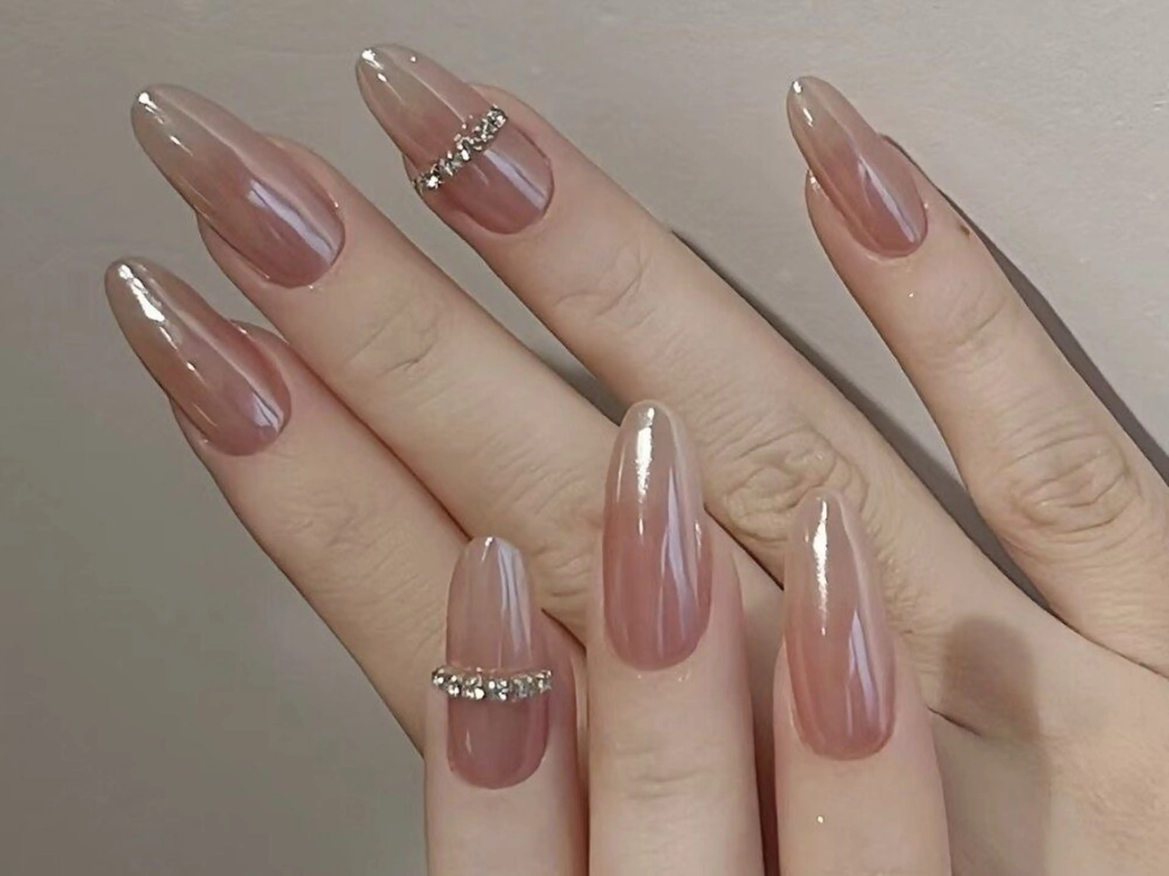 ネイル Queen Nail 　クイーンネイルのネイルデザイン