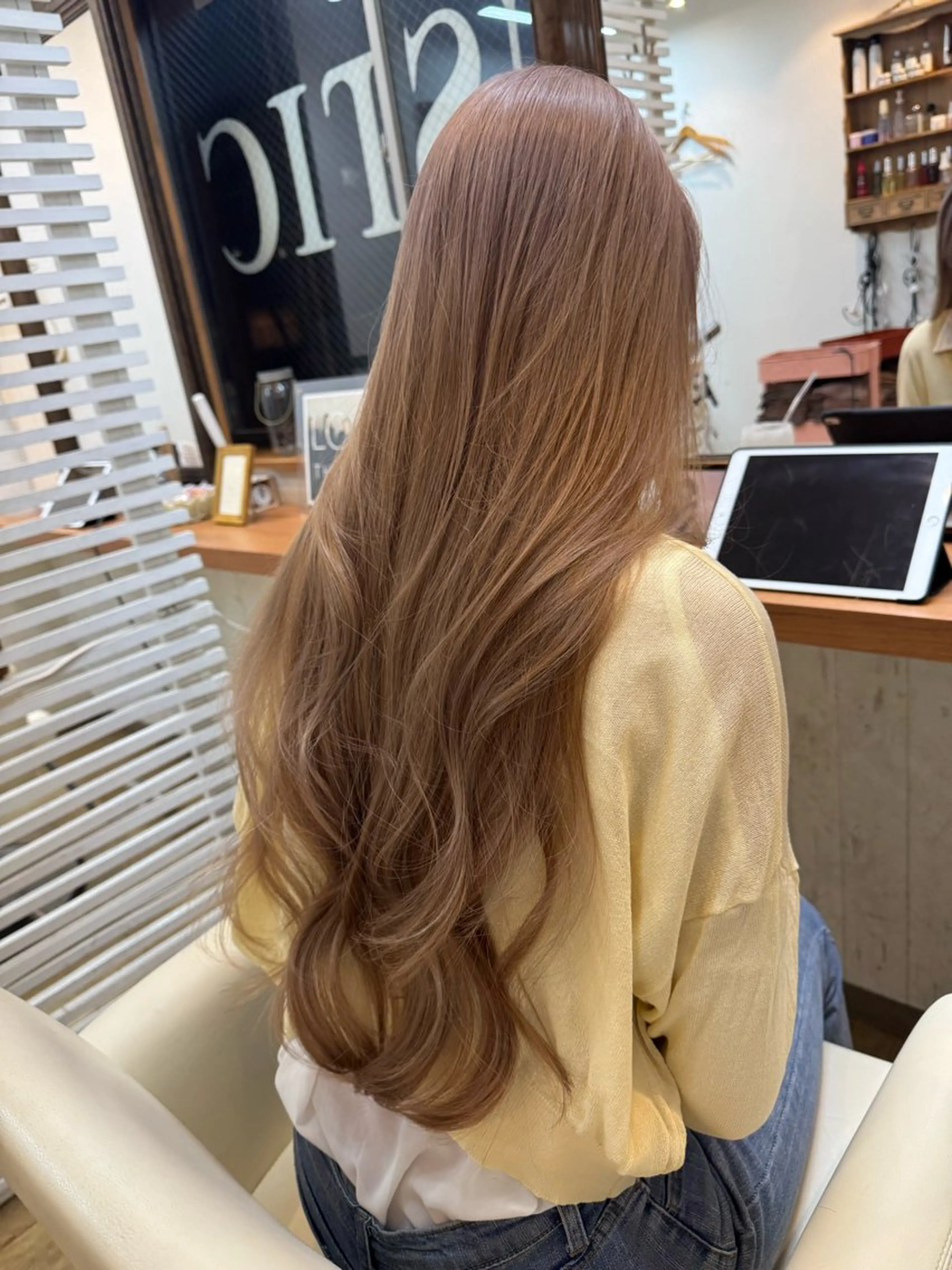 ロング 伊藤 一樹のヘアスタイル