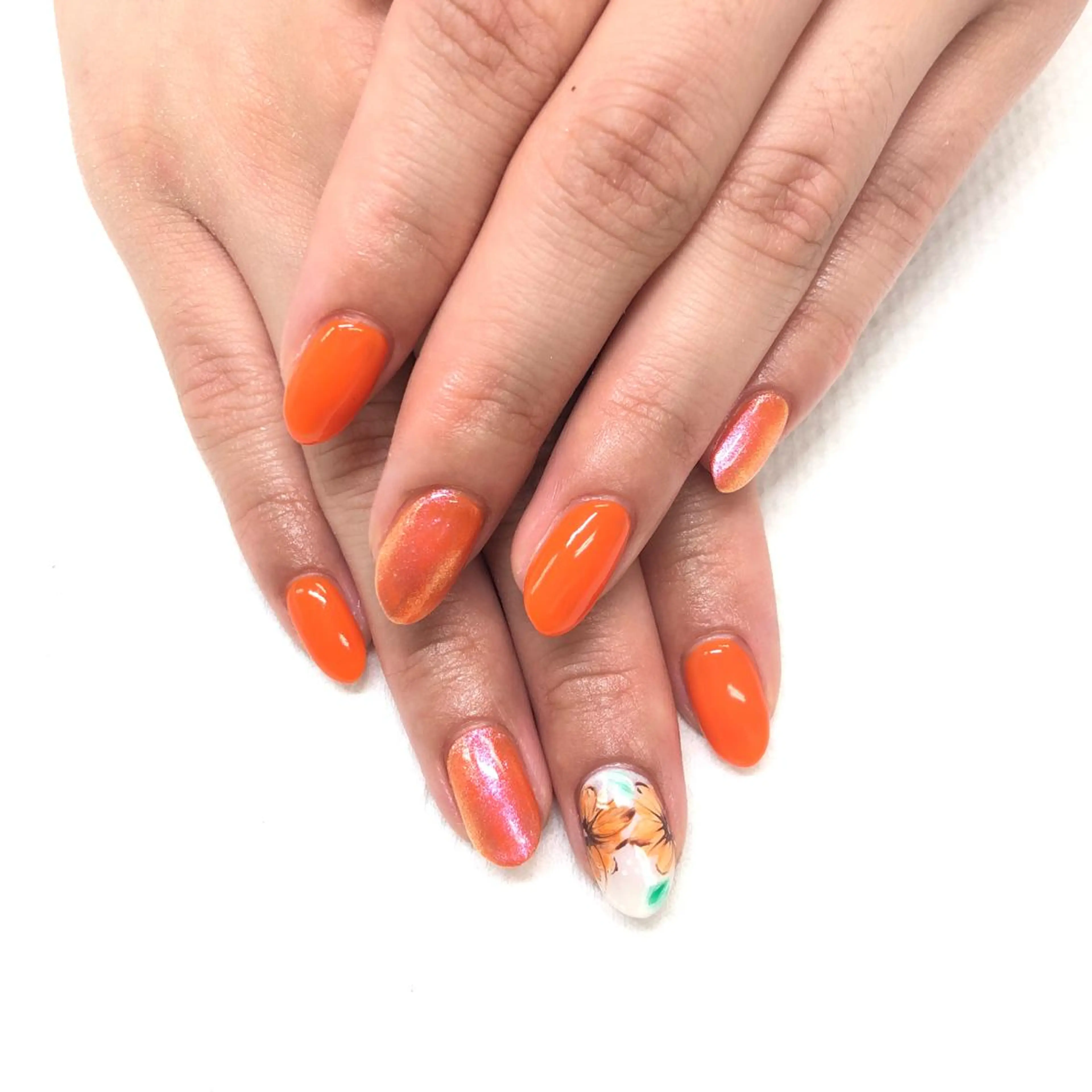 ネイル オレンジ ユリシスネイル 担当近藤のネイルデザイン