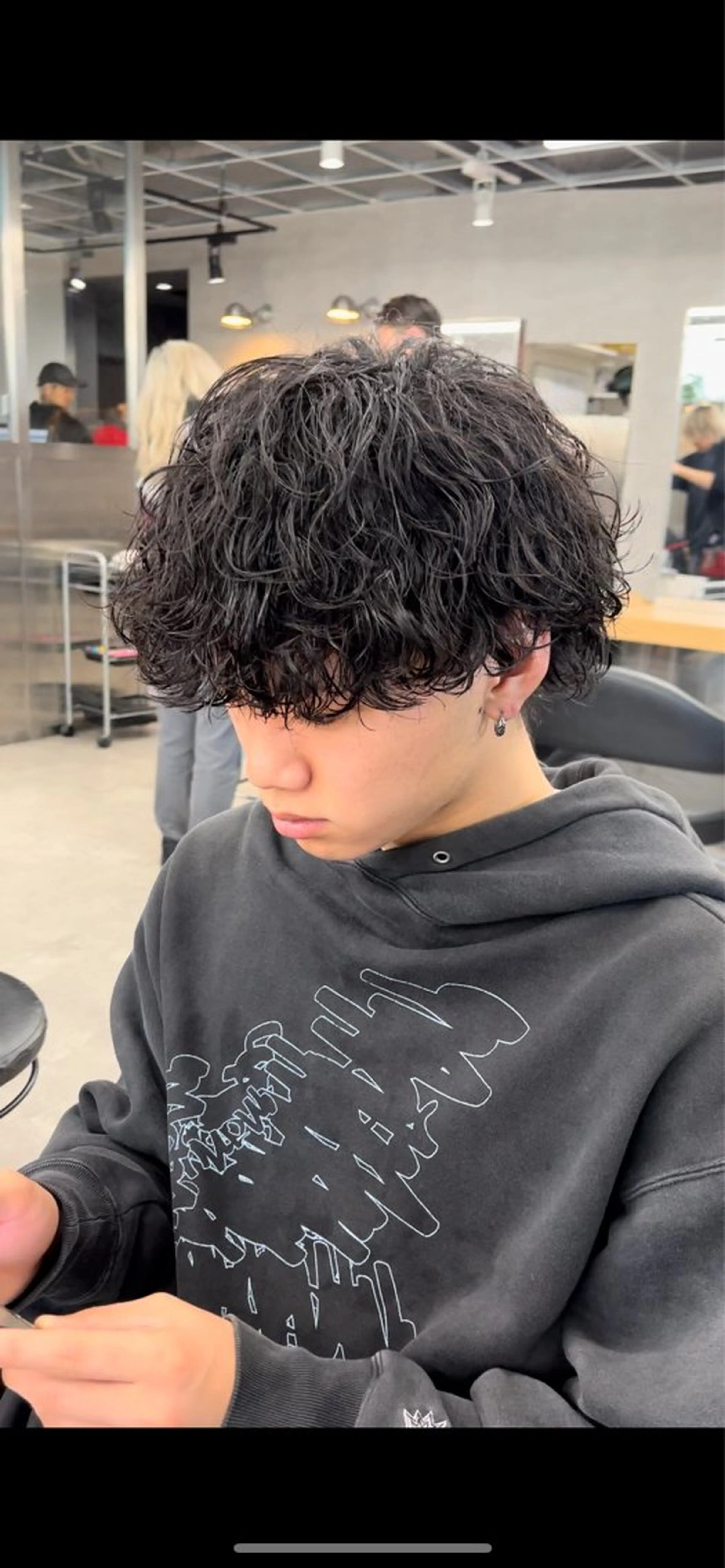 パーマ メンズ カット パーマ ヘッドスパ ヘアセット 🔥メンズカット＋ パーマの達人🔥のヘアスタイル