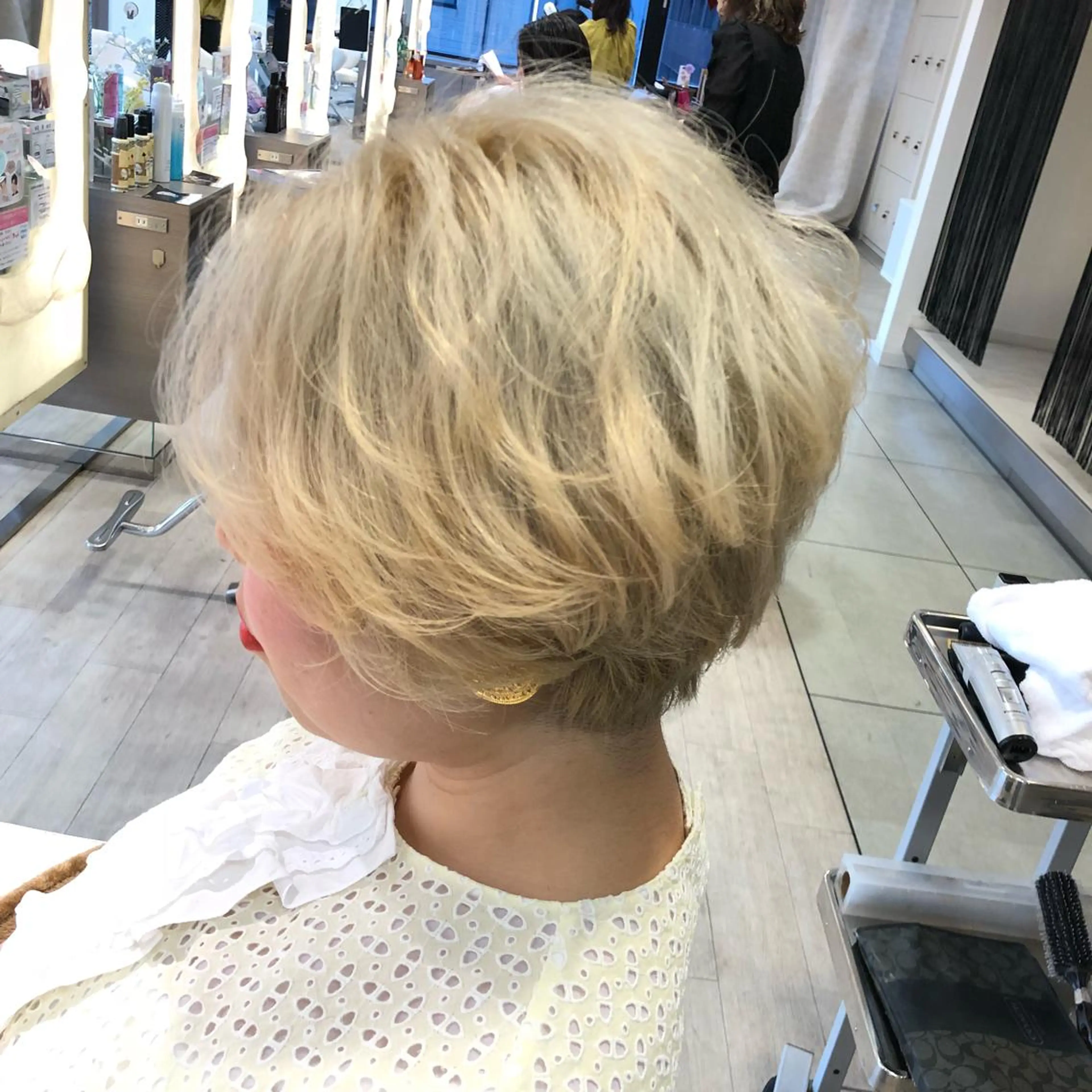 ショート ブリーチ/髪質改善 NYNY大久保のヘアスタイル