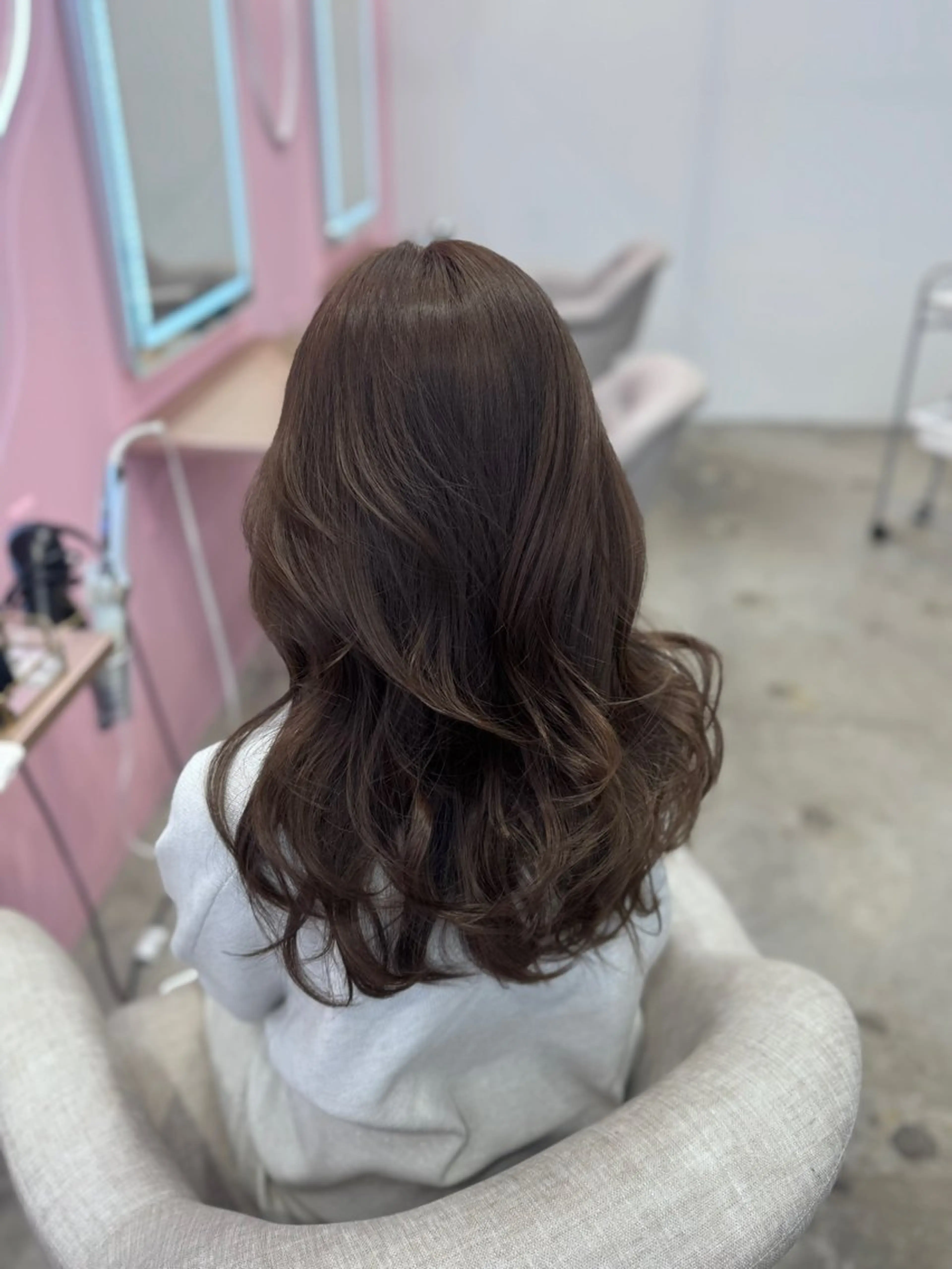 ロング ヘアカラー wixymimi　hair salon所属・艶カラー✨レイヤー 𝐚𝐲𝐚𝐤𝐚のヘアスタイル